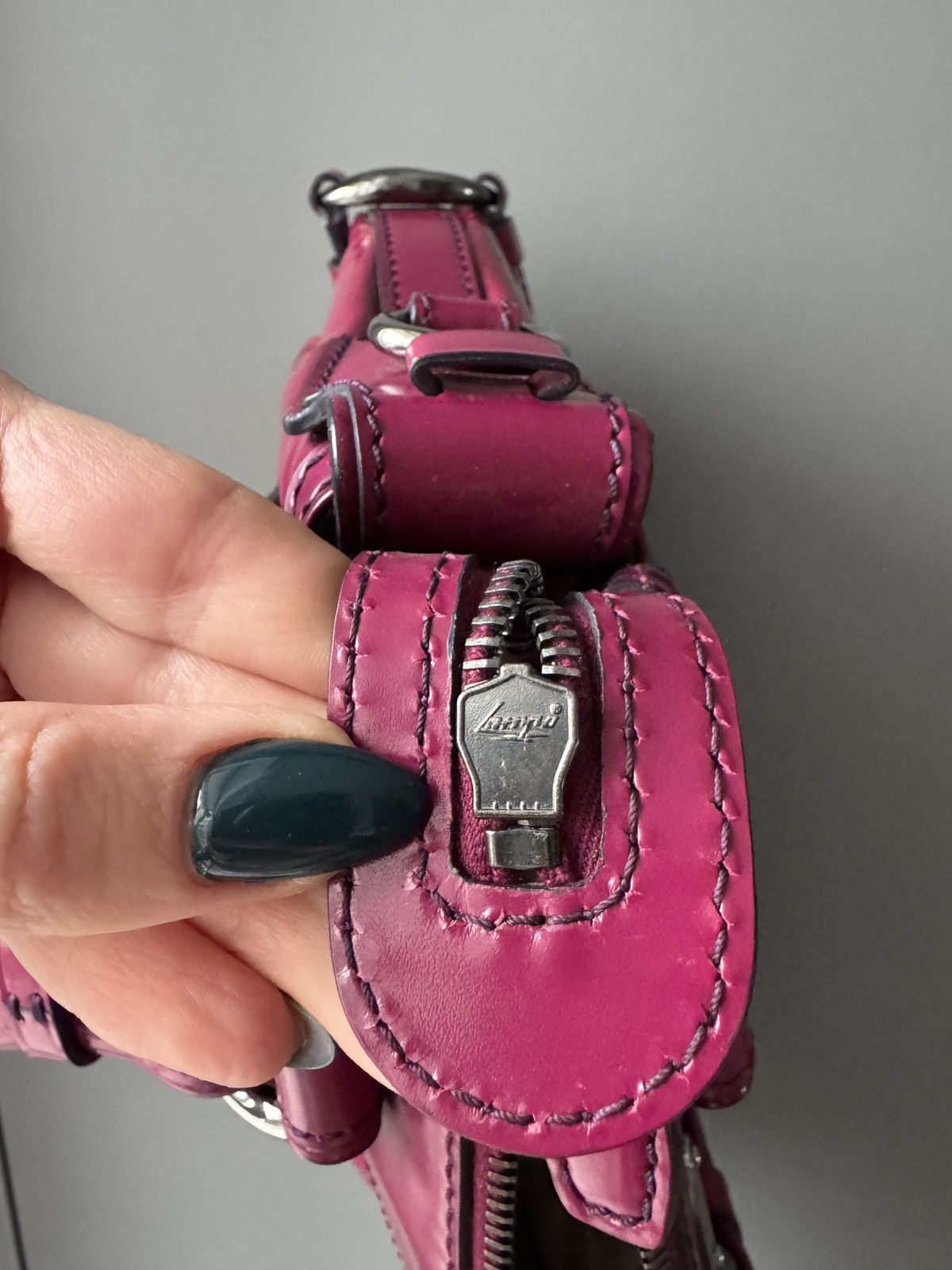 Celine Vintage Celine Pink Patent Leather Vinyl Handbag Size ONE SIZE - 9 Thumbnail