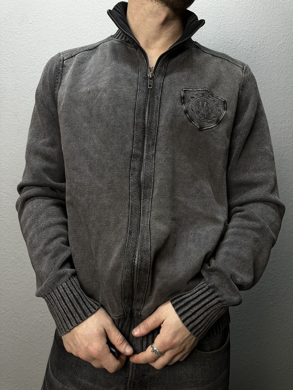 Japanese Brand × Vintage Vintage Y2K Distressed Striped Sweater Faded knit Y2K Effect Size US M / EU 48-50 / 2 - 1 Thumbnail