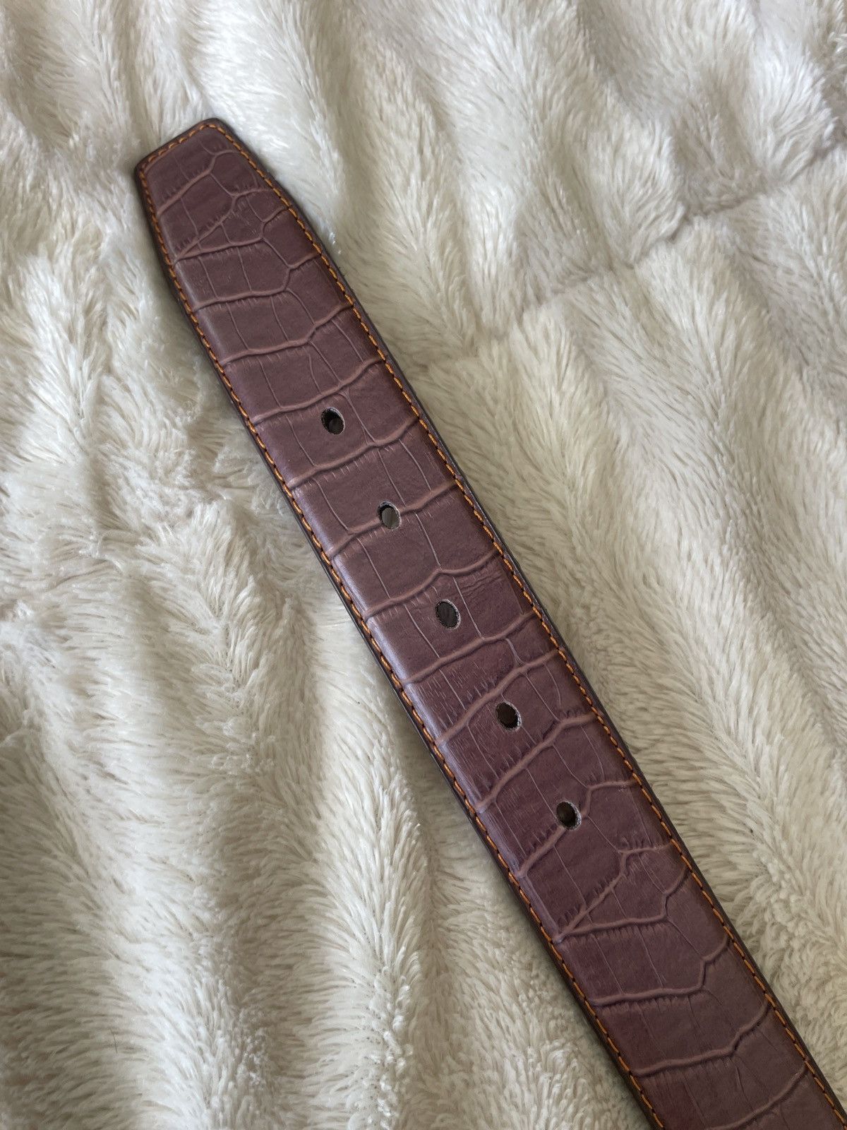Genuine Leather Croc embossed Genuine leather Italy style belt Size 42 - 4 Thumbnail