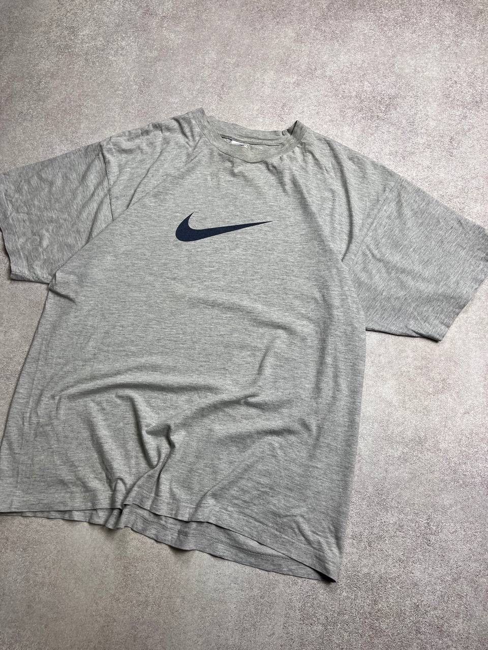 Nike Vintage Nike Big Swoosh Boxy T-shirt Y2K XL Size US XL / EU 56 / 4 - 4 Thumbnail