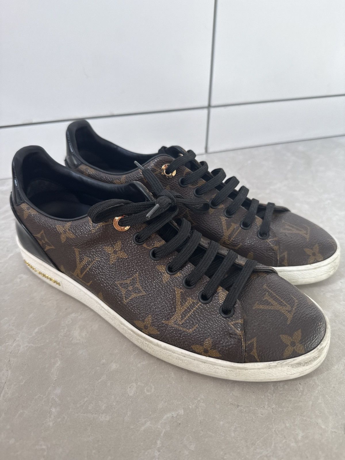 Louis Vuitton Louis Vuitton Frontrow Sneaker Size US 9 / IT 39 - 10 Thumbnail