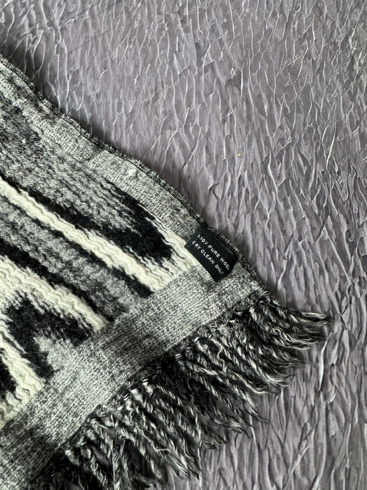 Vintage Vintage Pure Wool avant garde grey pattern scarf Size ONE SIZE - 7 Thumbnail
