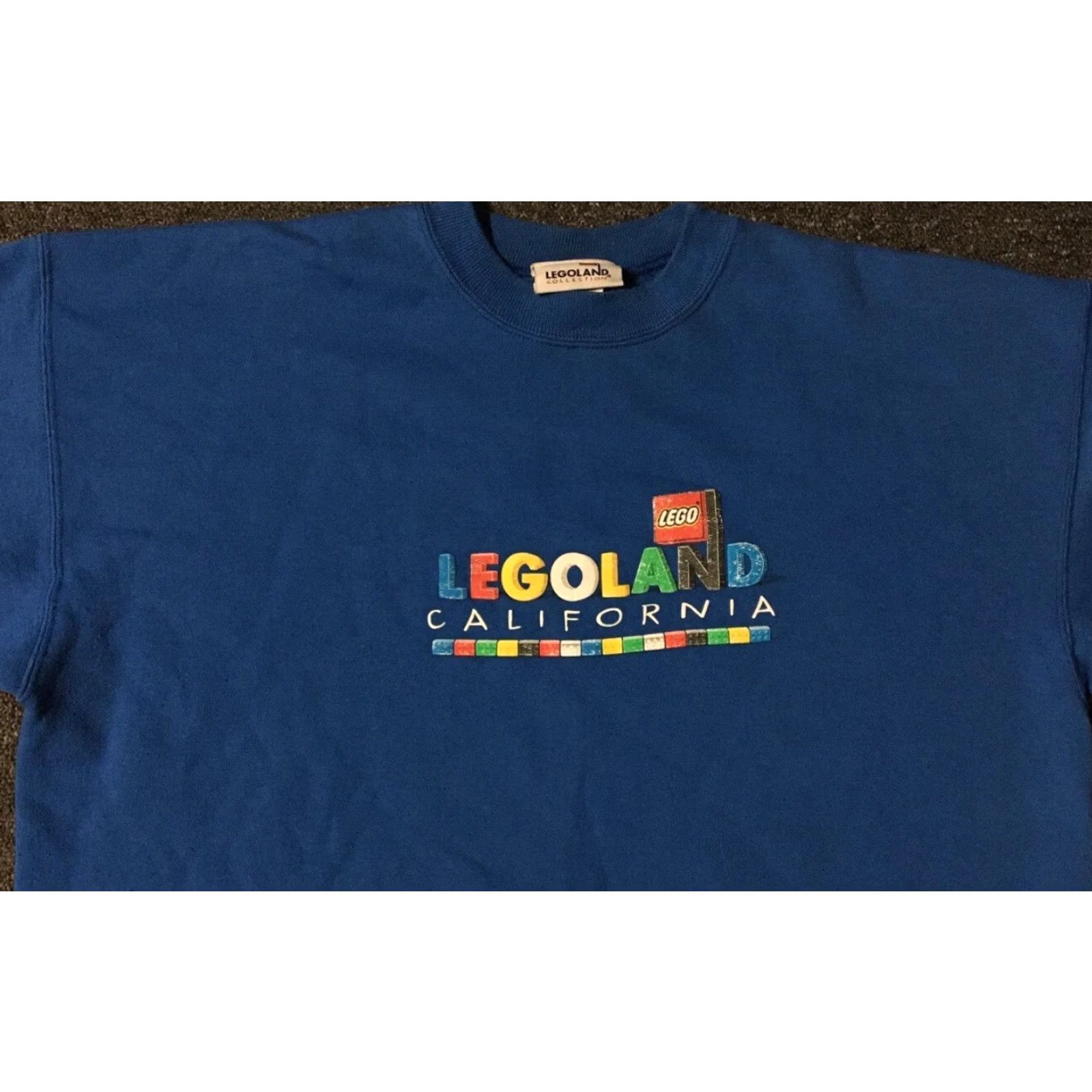 Vintage Vtg 90s Legoland California Faded Sweatshirt L Theme Park Toy Cartoon Fun Grunge Size US L / EU 52-54 / 3 - 4 Thumbnail