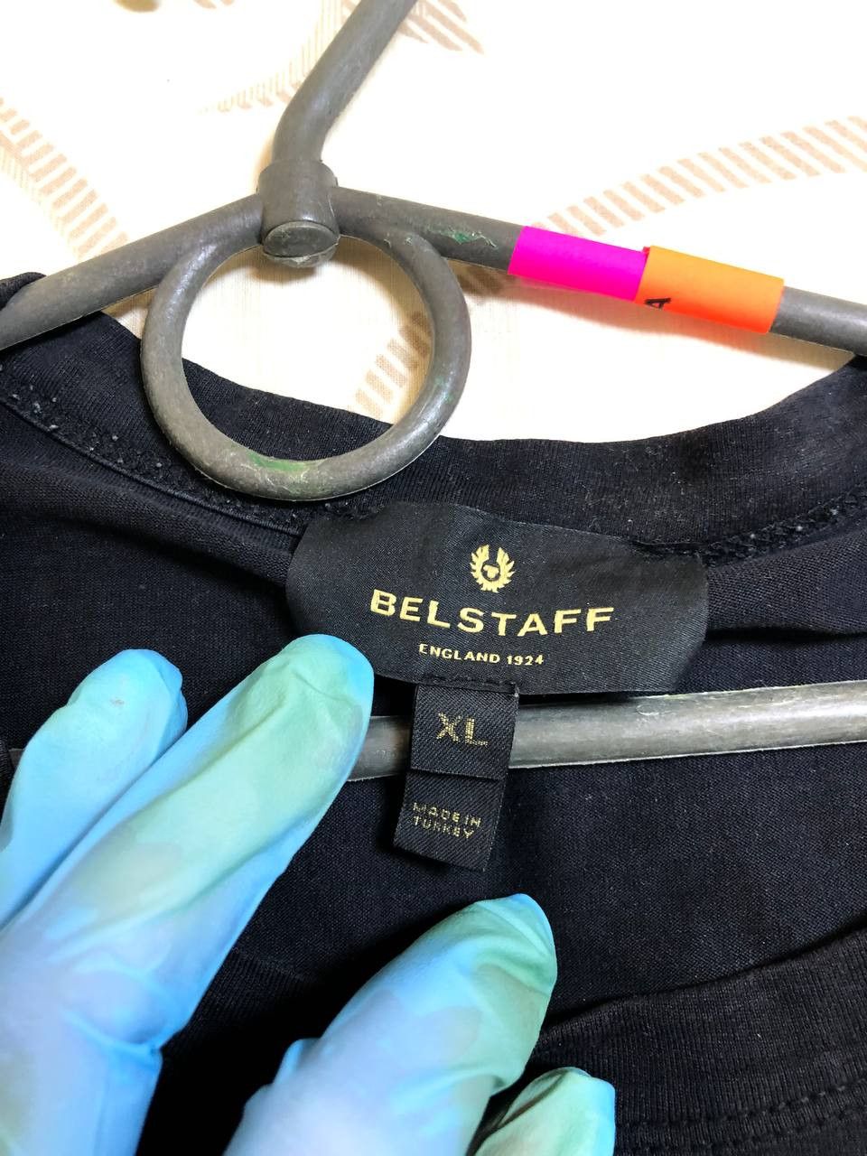 Belstaff Belstaff Logo Patch Crewneck T-Shirt Size US XL / EU 56 / 4 - 2 Thumbnail