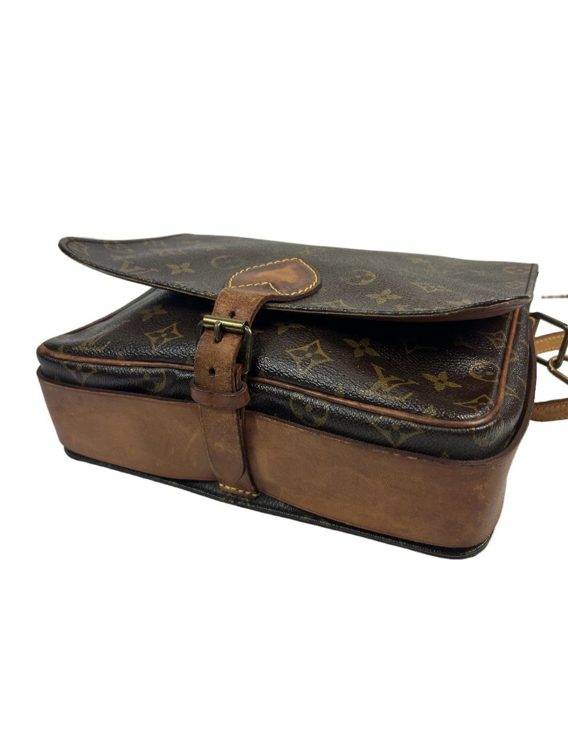 Louis Vuitton Louis Vuitton Monogram Messenger Bag Size ONE SIZE - 4 Thumbnail