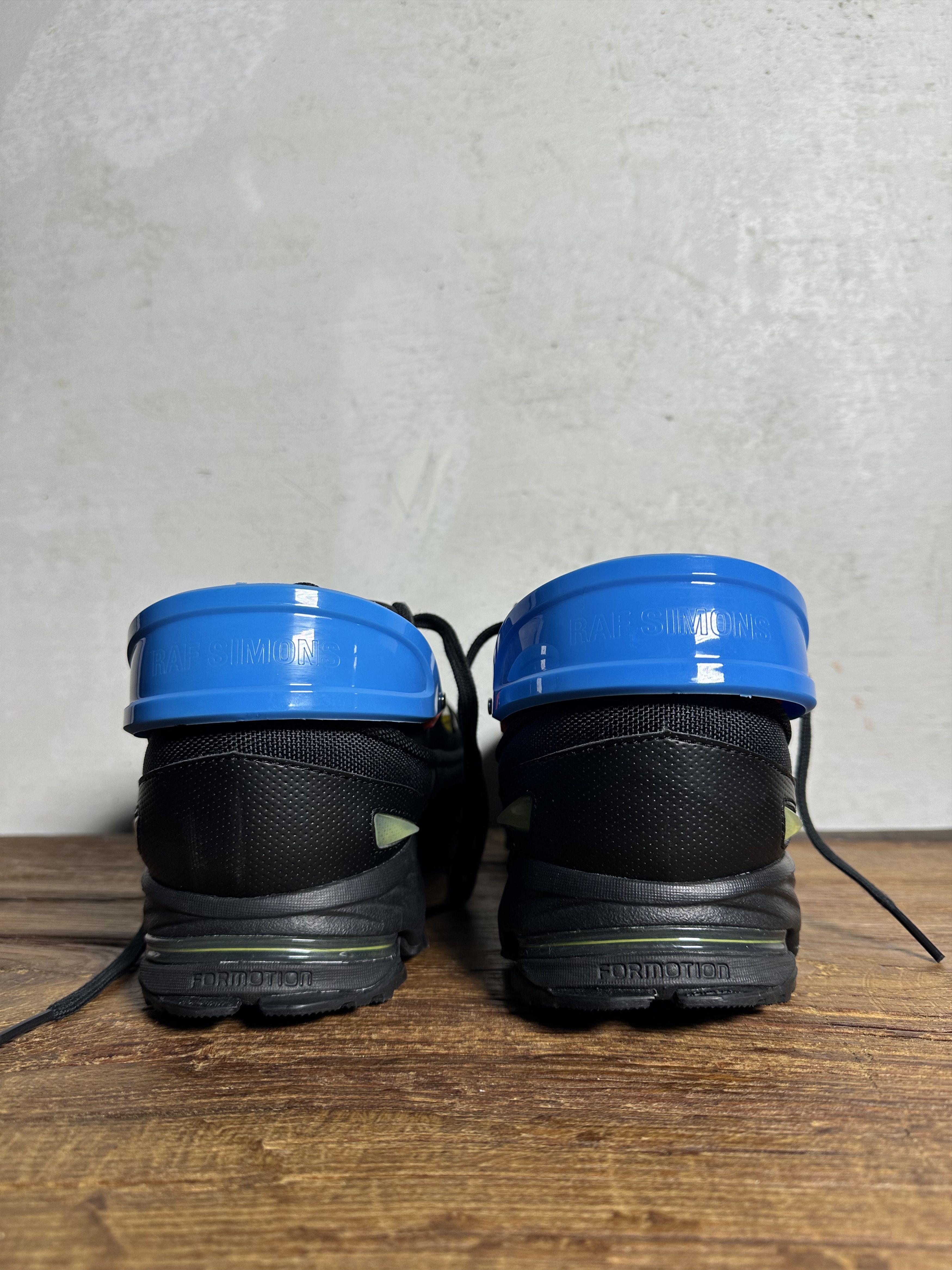 Adidas × Raf Simons EXTREMELY RARE Raf Simons Response Black Blue Trail 2 Size US 6.5 / EU 39-40 - 7 Thumbnail