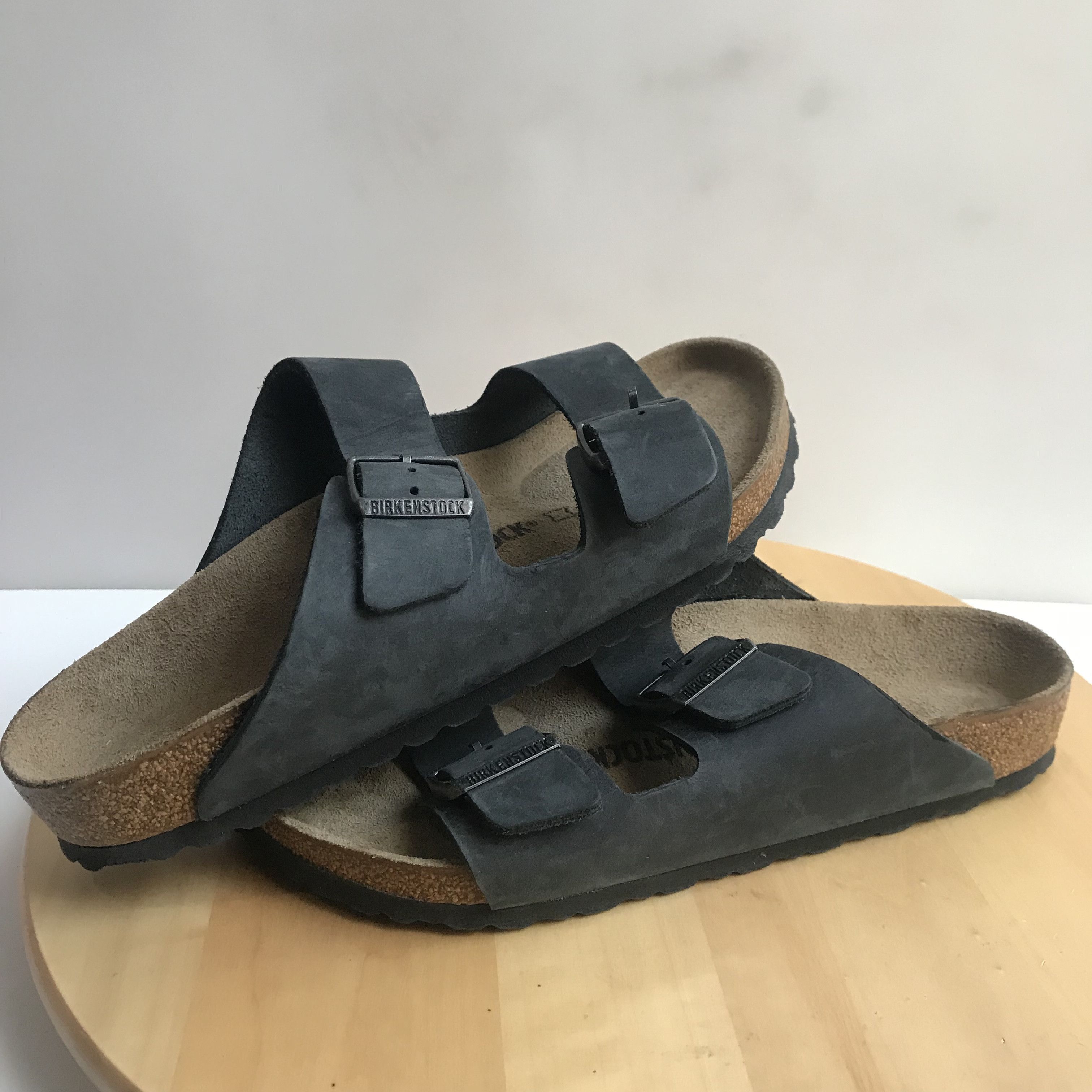 Birkenstock Birkenstock Black nubuck Arizona Leather 41 Cork Two Strap Size US 8 / EU 41 - 9 Thumbnail