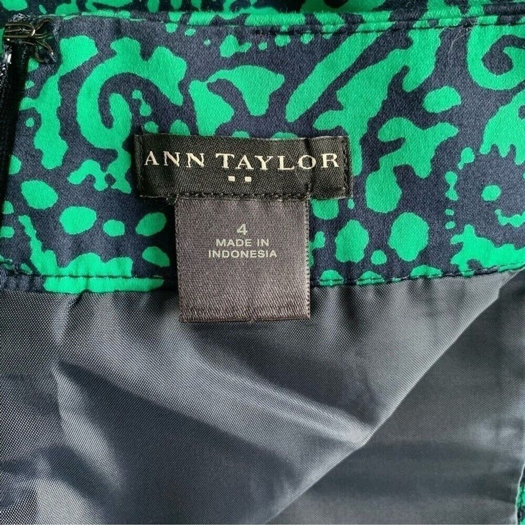 Ann Taylor Ann Taylor Factory Green Patterned Mini Pencil Skirt Size 4 Size 27" / US 4 / IT 40 - 7 Thumbnail
