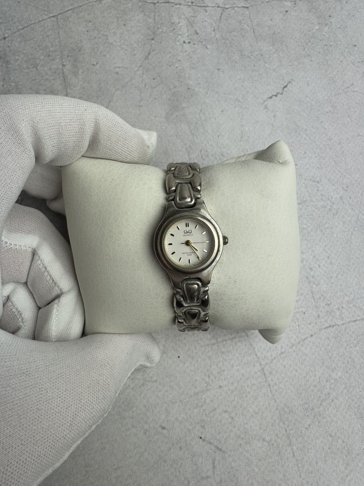 Japanese Brand × Vintage Q&Q Japanese Style Watch Vintage Size ONE SIZE - 1 Thumbnail