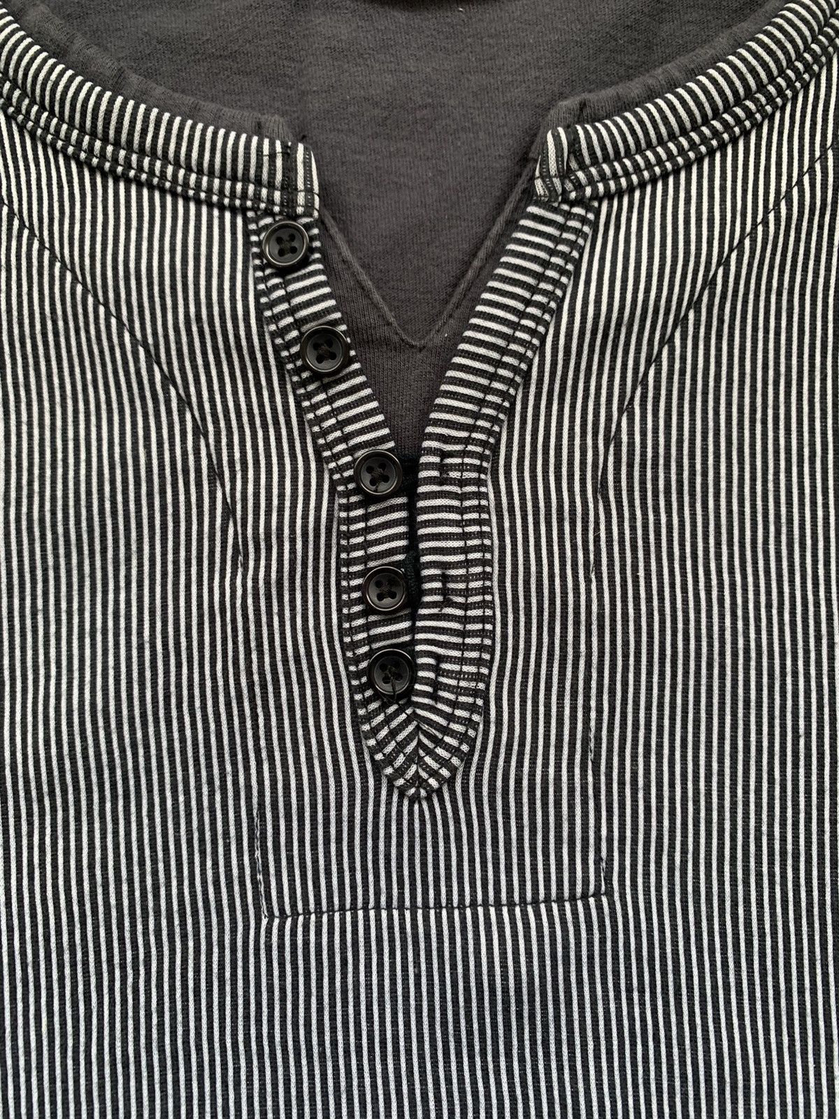 Japanese Brand 2000s japanese archive commontage y2k longsleeve tee Size US L / EU 52-54 / 3 - 3 Thumbnail
