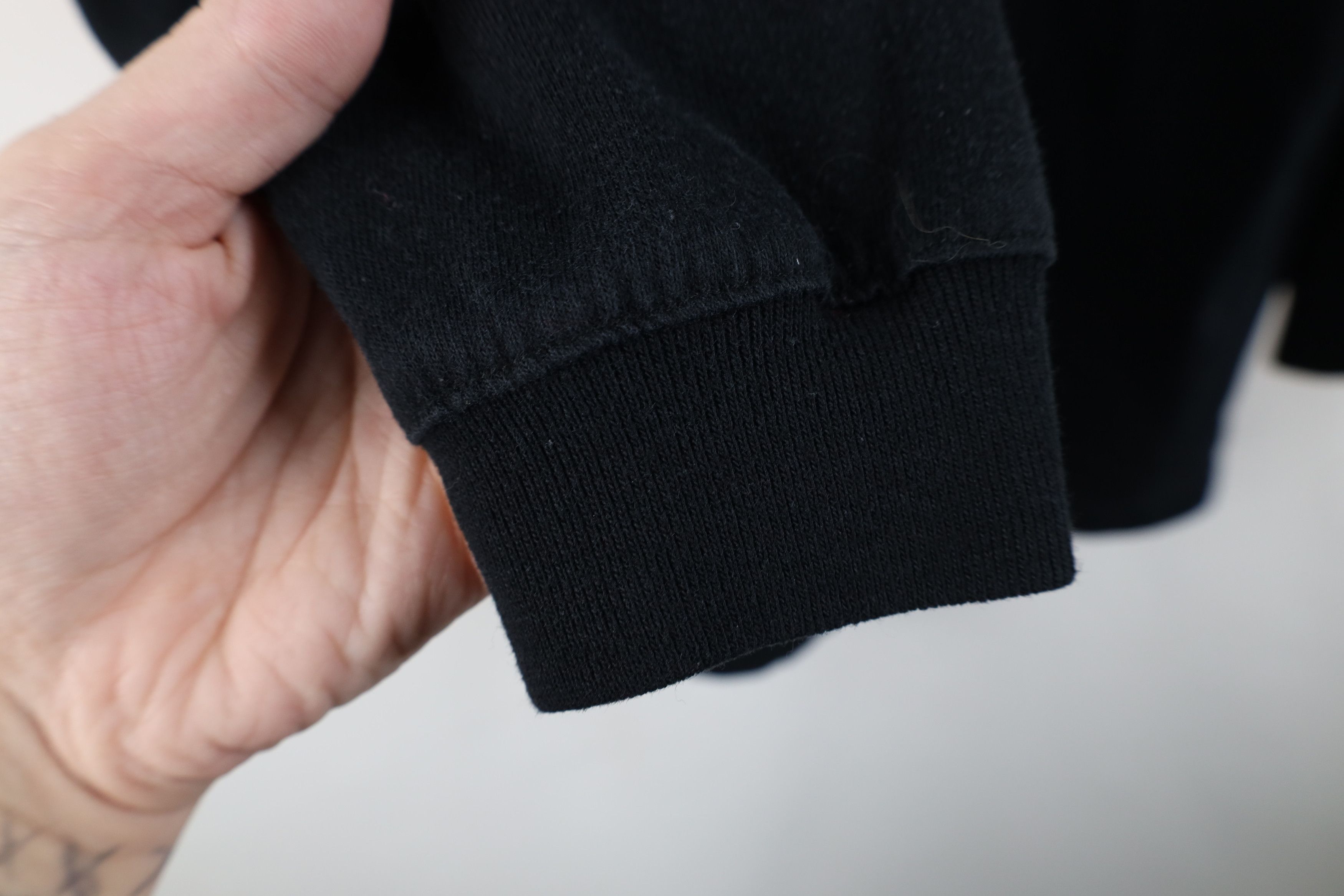 Vintage Vintage 90s Streetwear Blank Knit Big Pocket T-Shirt Black Size L / US 10 / IT 46 - 8 Thumbnail
