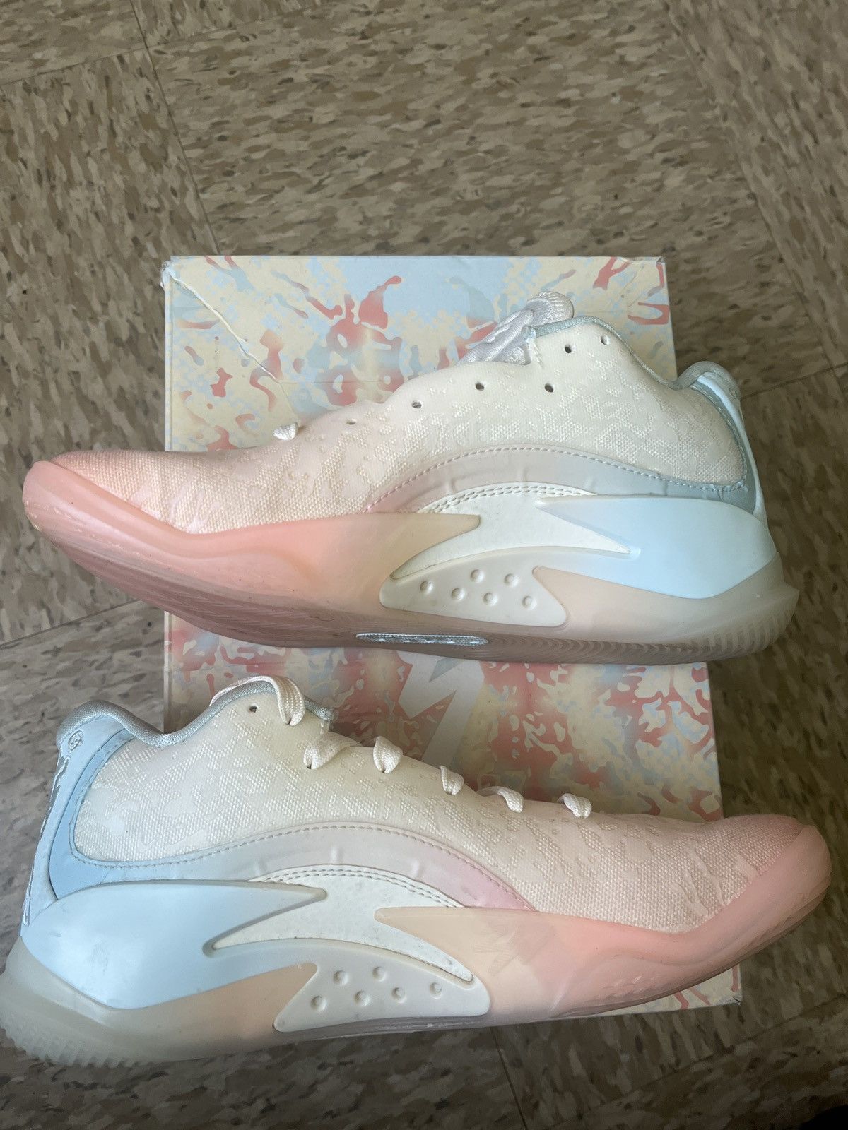 Jordan Brand jordan zion 3 nrg (gs) Size US 5 / IT 35 - 5 Thumbnail