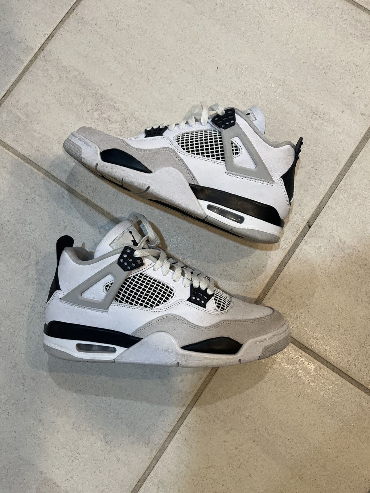 Jordan Brand Jordan 4 Military Black Size US 9.5 / EU 42-43 - 1 Thumbnail