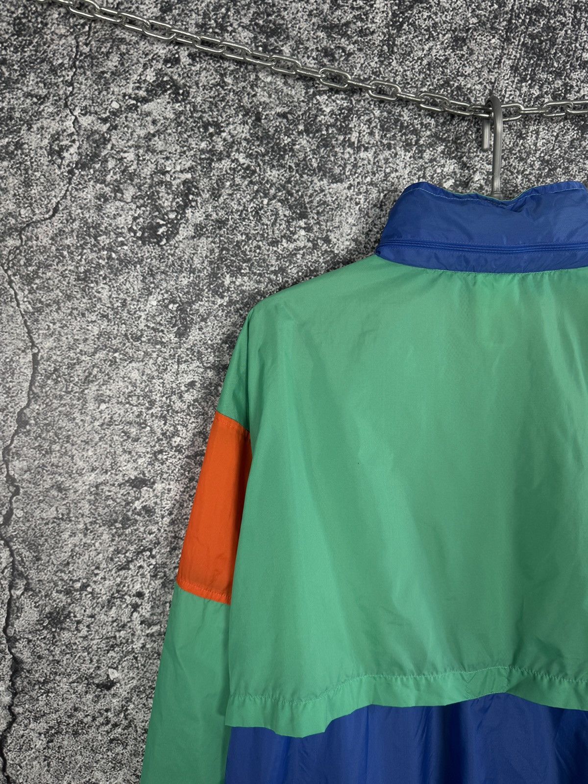 Nike Vintage 90s Nike Nylon Jacket Windbreaker Retro Size L Size US L / EU 52-54 / 3 - 11 Thumbnail