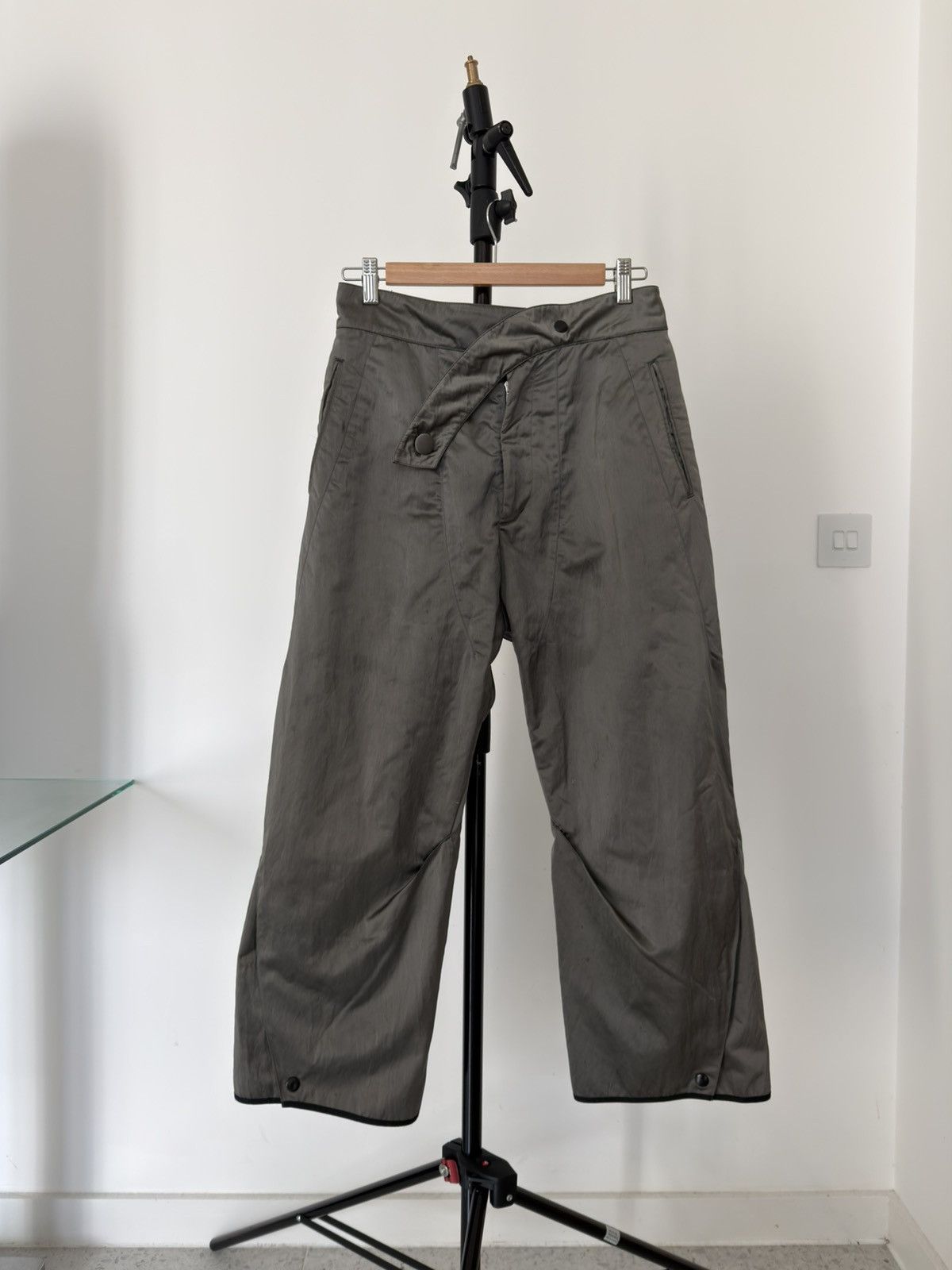 Kiko Kostadinov Kiko Kostadinov fw19 lentz trousers Size US 28 / EU 44 - 1 Thumbnail
