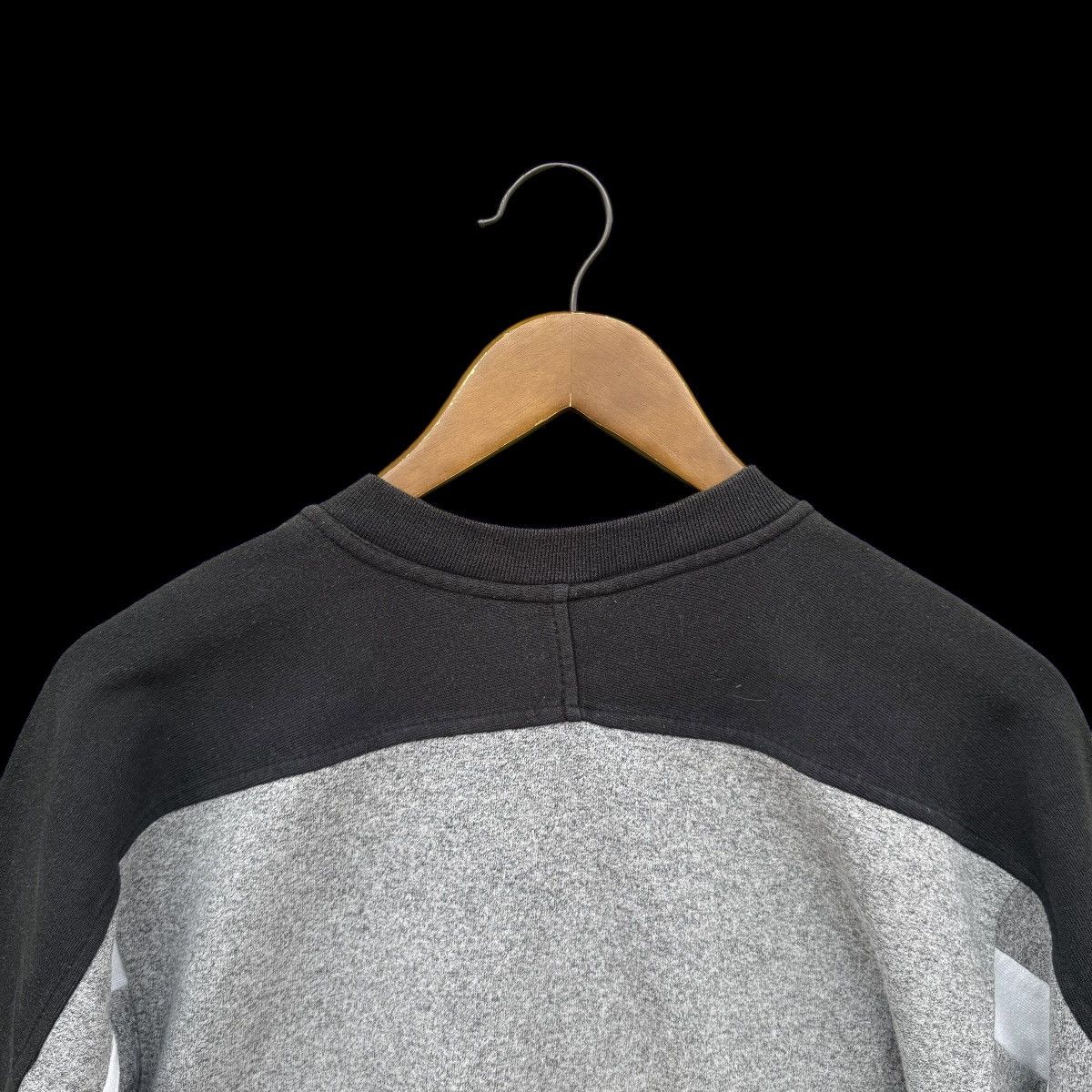 Champion Champion Black/Grey Embroidery Spell Out Sweatshirt Size US M / EU 48-50 / 2 - 8 Thumbnail