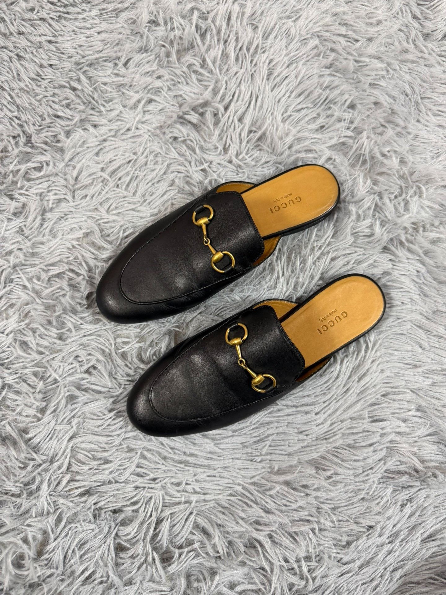 Gucci Gucci Black Sandals us_6 Women Size US 6 / IT 36 - 1 Thumbnail
