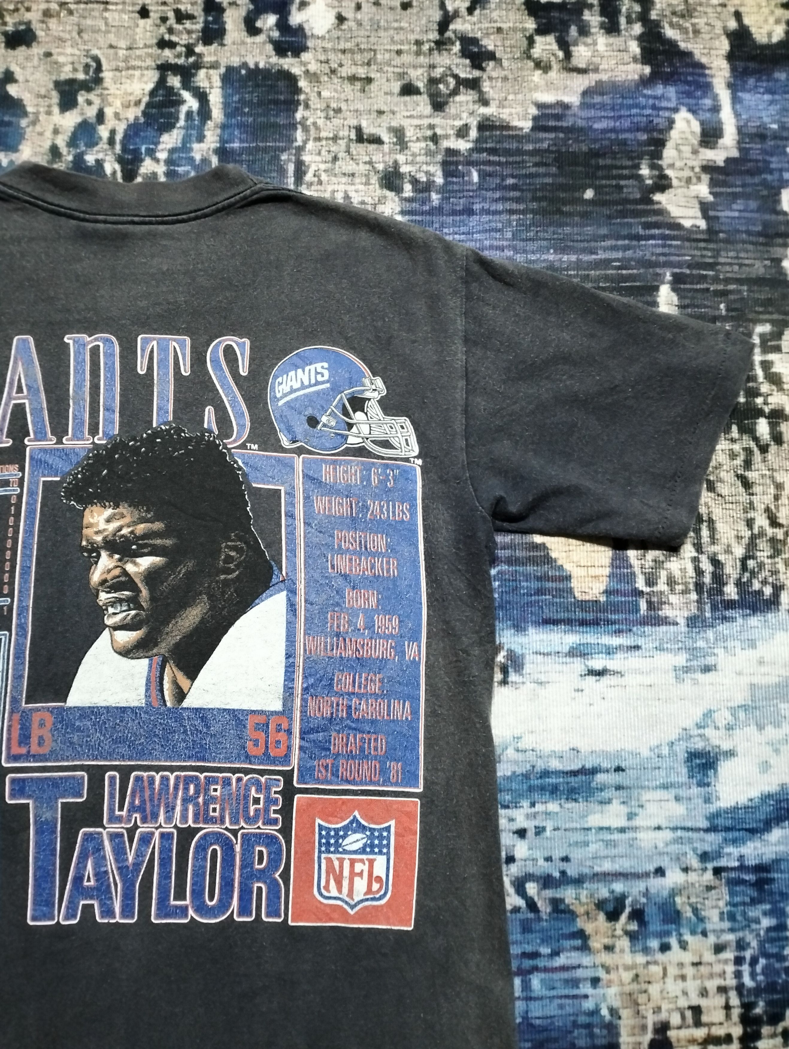 NFL VTG USA Nutmeg Black NFL New York Giants Lawrence Taylor Tee Size US M / EU 48-50 / 2 - 12 Thumbnail