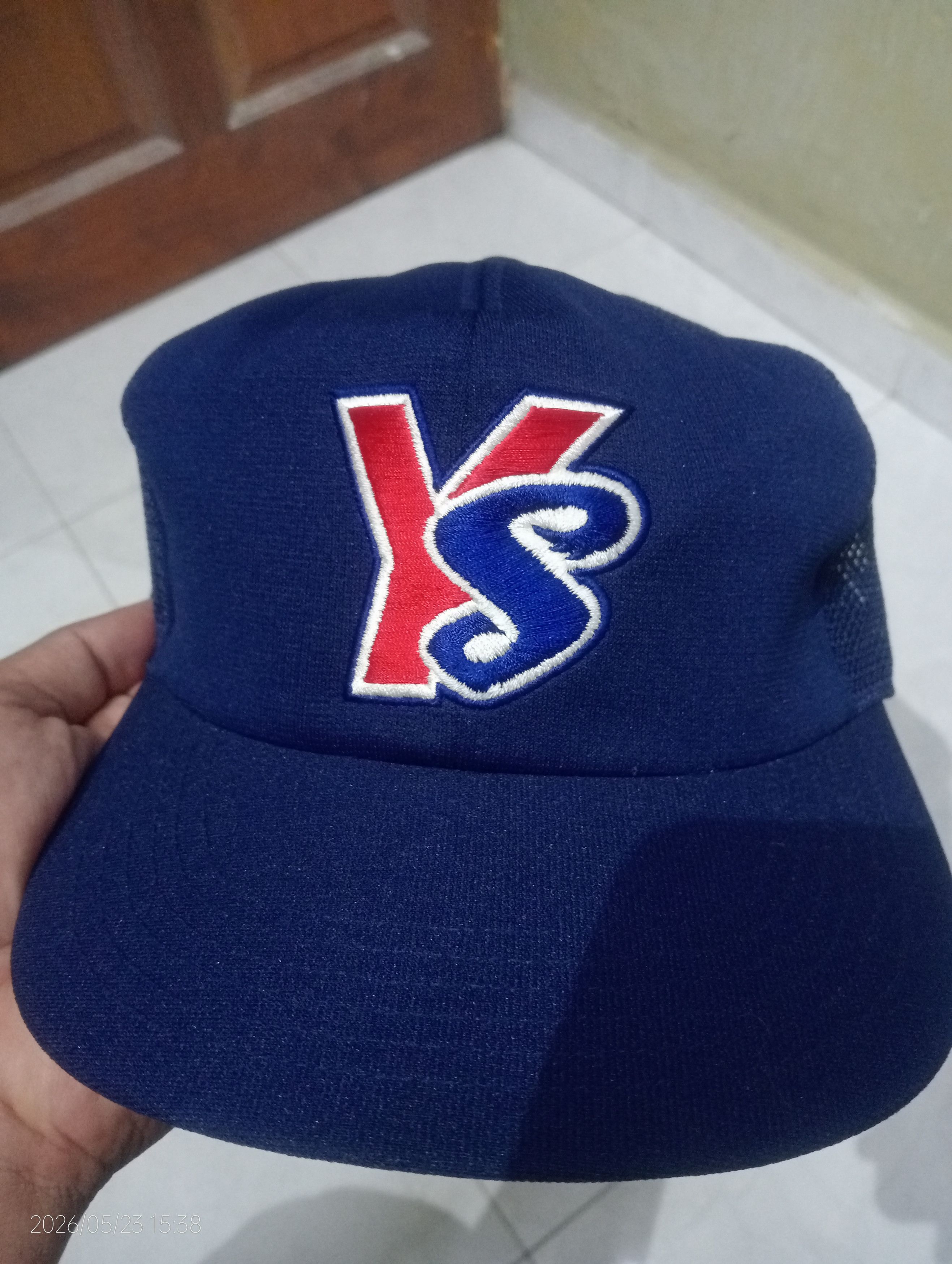 Japanese Brand Vintage '80s Yakult Swallows Embroidery Trucker Hat Size ONE SIZE - 7 Thumbnail