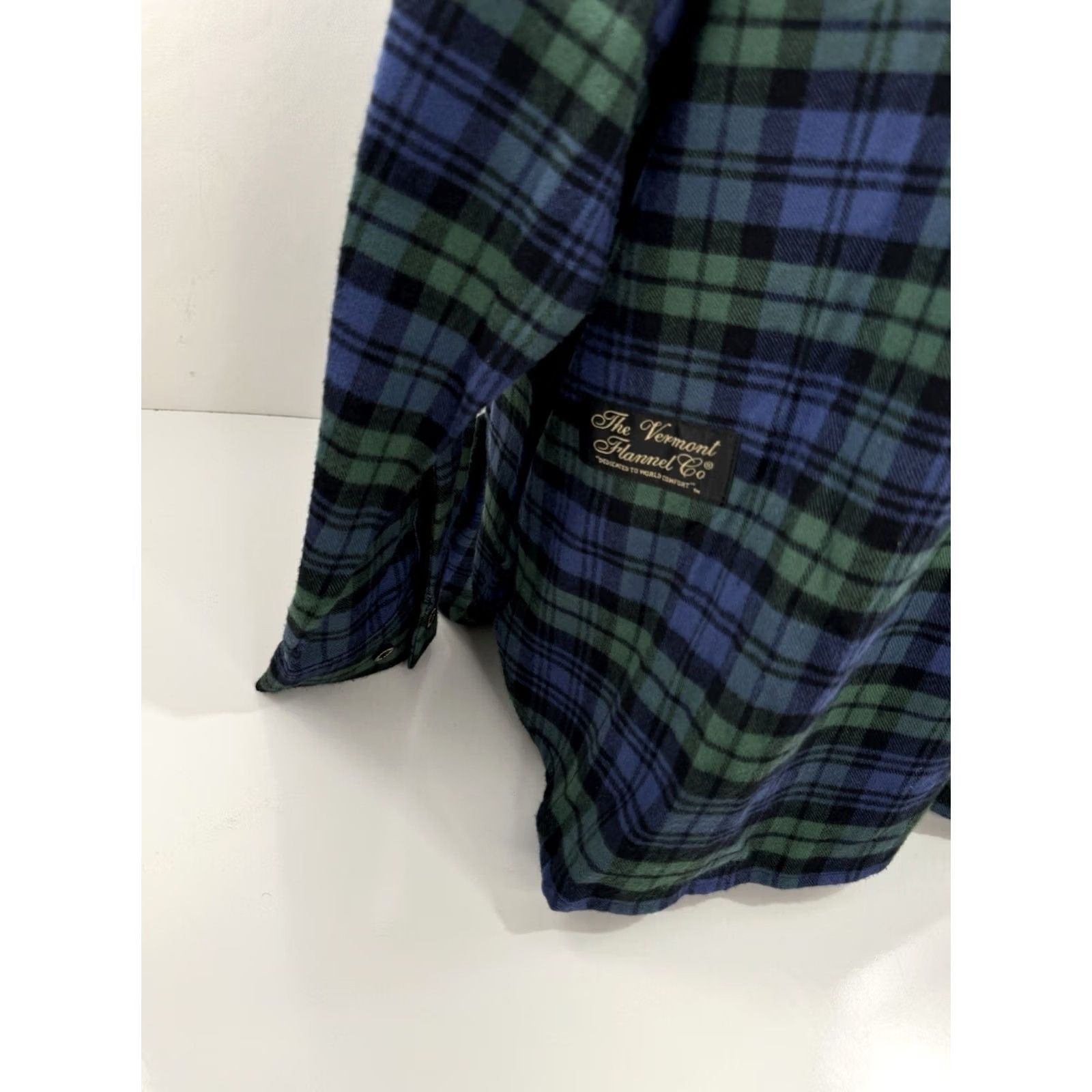 CO Vermont Flannel Co - Plaid Collarless XL Pullover Shirt Men's Blue / Green Flannel Shirt, Button-Up, Long Sleeve, Winter Plaid, W Tags New Size US XL / EU 56 / 4 - 2 Thumbnail