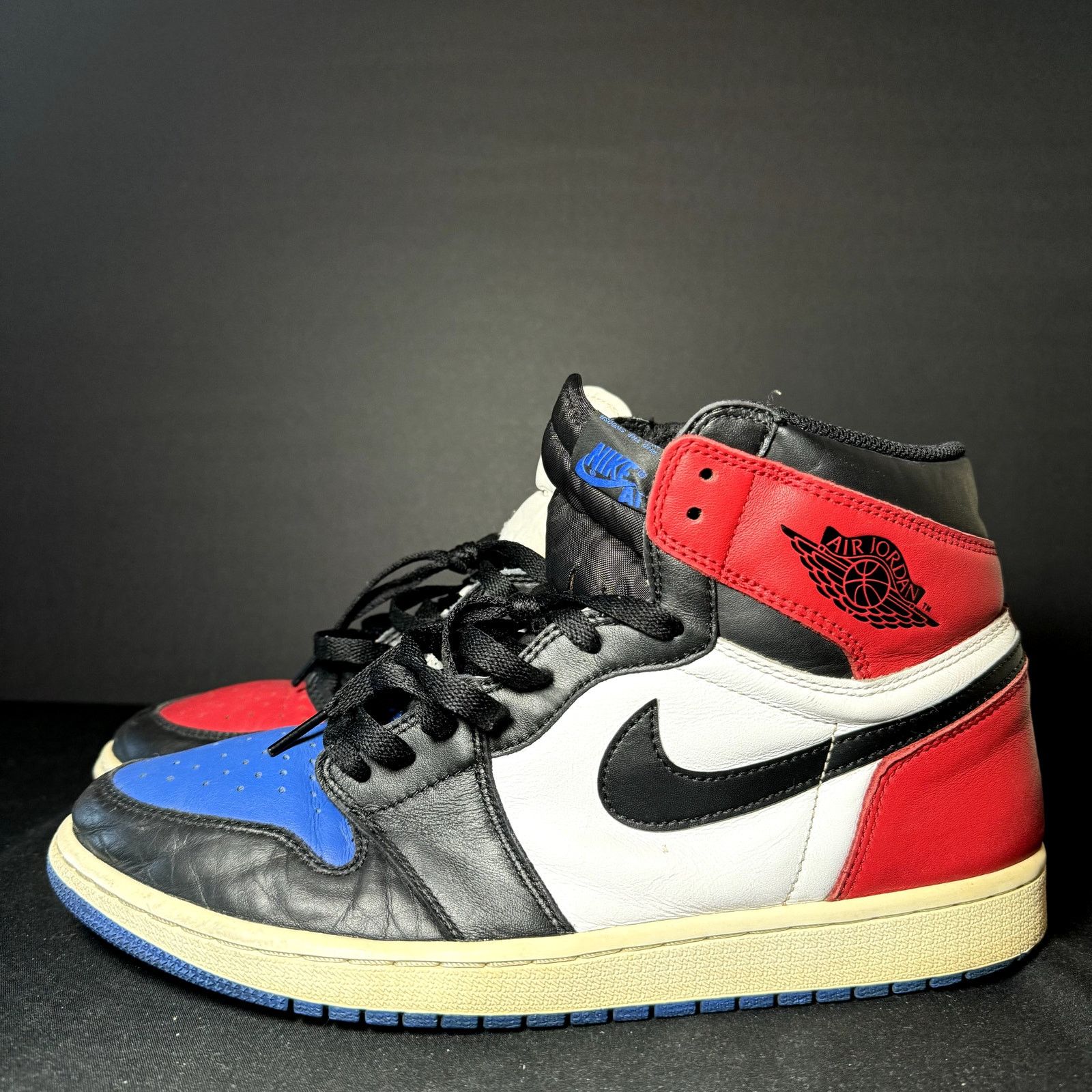 Jordan Brand × Nike Size 11 - Nike Air Jordan 1 Retro High OG Top 3 Men's Shoes Size US 11 / EU 44 - 8 Thumbnail