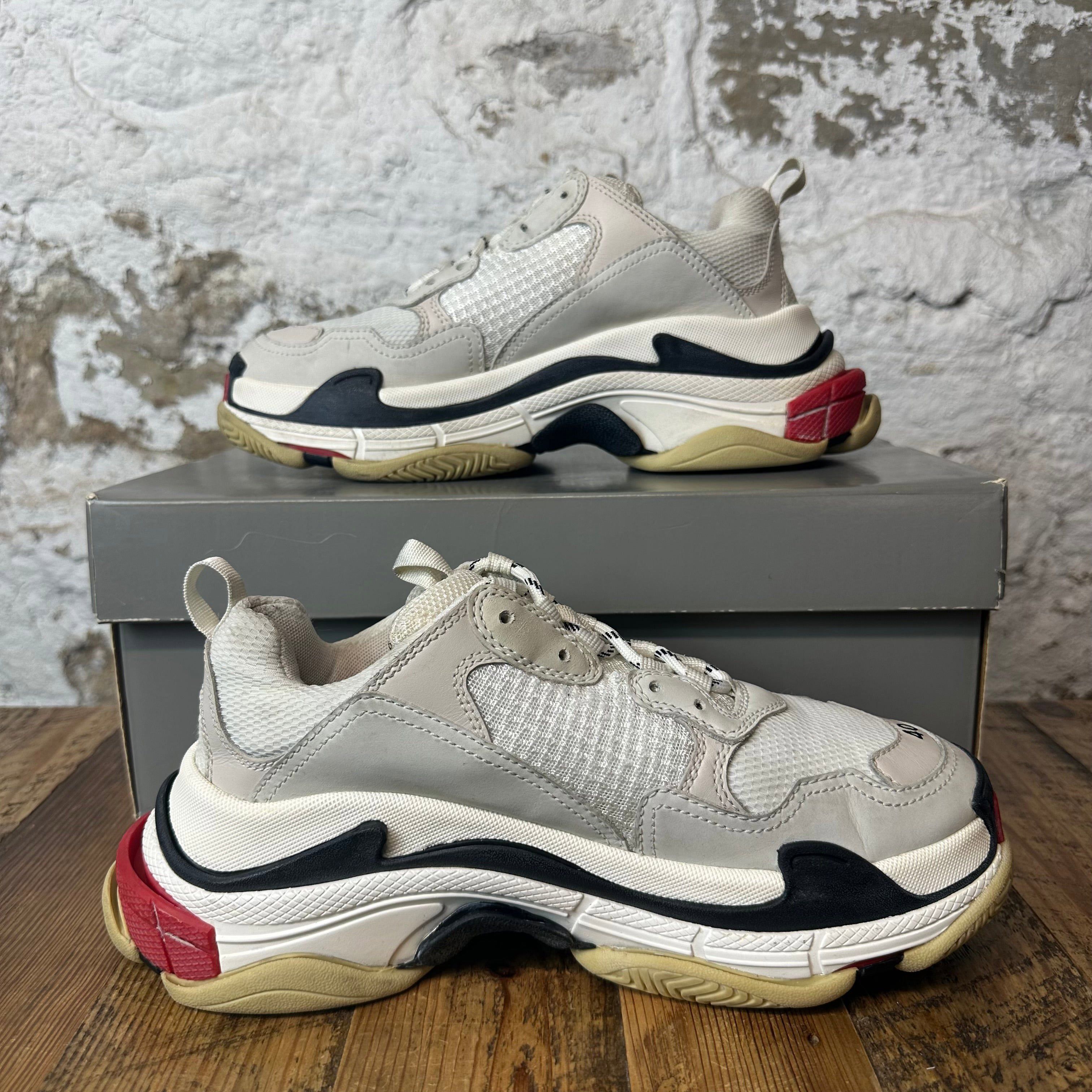 Balenciaga Balenciaga Triple S White Black Red Sz 7 (40) Size US 7 / EU 40 - 2 Thumbnail