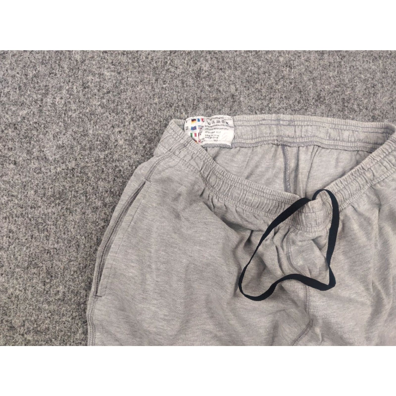 Adidas VINTAGE Adidas Equipment logo Gray Cotton Shorts with Pockets Drawstring – Men M, 32, 90s, Summer, Activewear Size US 31 - 2 Thumbnail