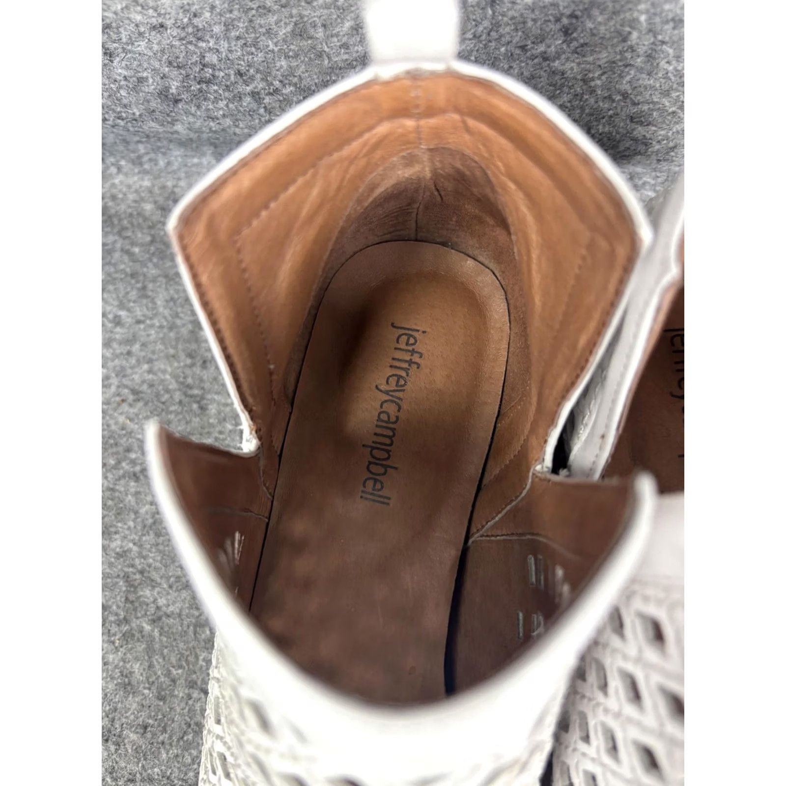 Jeffrey Campbell Jeffrey Campbell Taggart Boots Womens 7.5 White Leather Ankle Cutout Geometric Pointed Toe Bootie Size US 8 / IT 38 - 4 Thumbnail