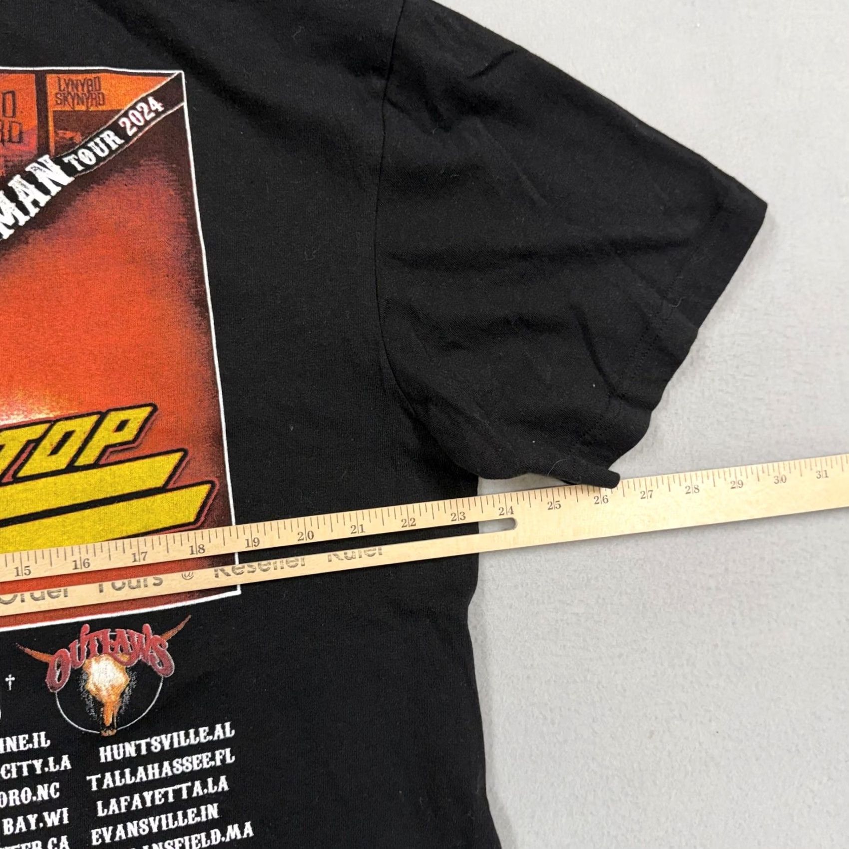 Vintage Lynyrd Skynyrd ZZ Top Shirt Mens M Black 2024 Tour Concert Graphic Tee Size US M / EU 48-50 / 2 - 4 Thumbnail