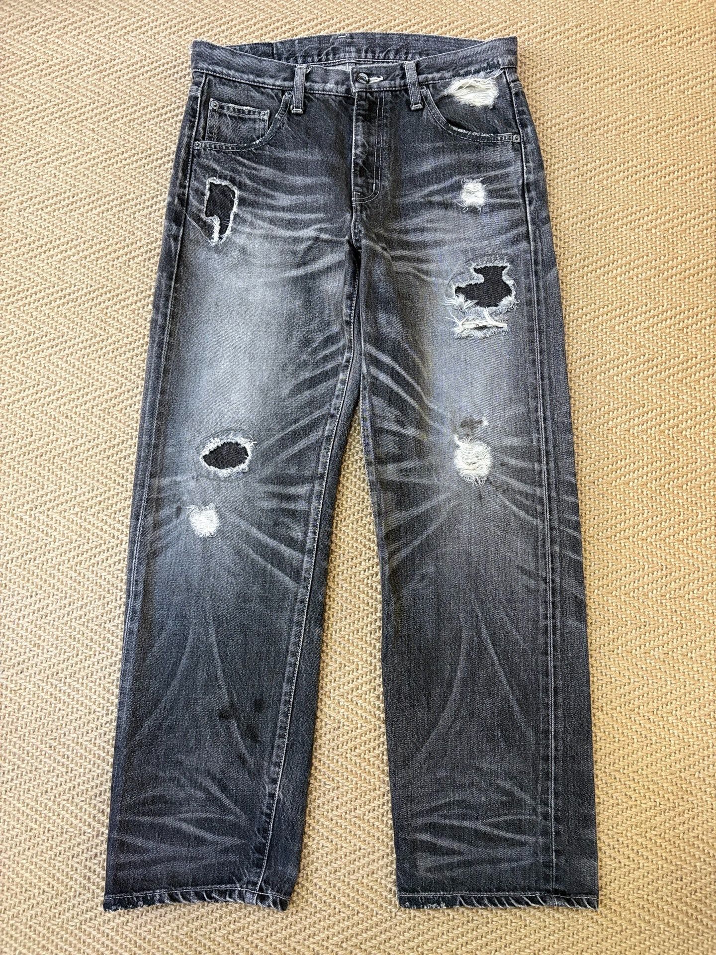 Neighborhood NEIGHBORHOOD 06EX KNEEL Distressed Jeans Size US 26 / EU 42 - 1 Thumbnail