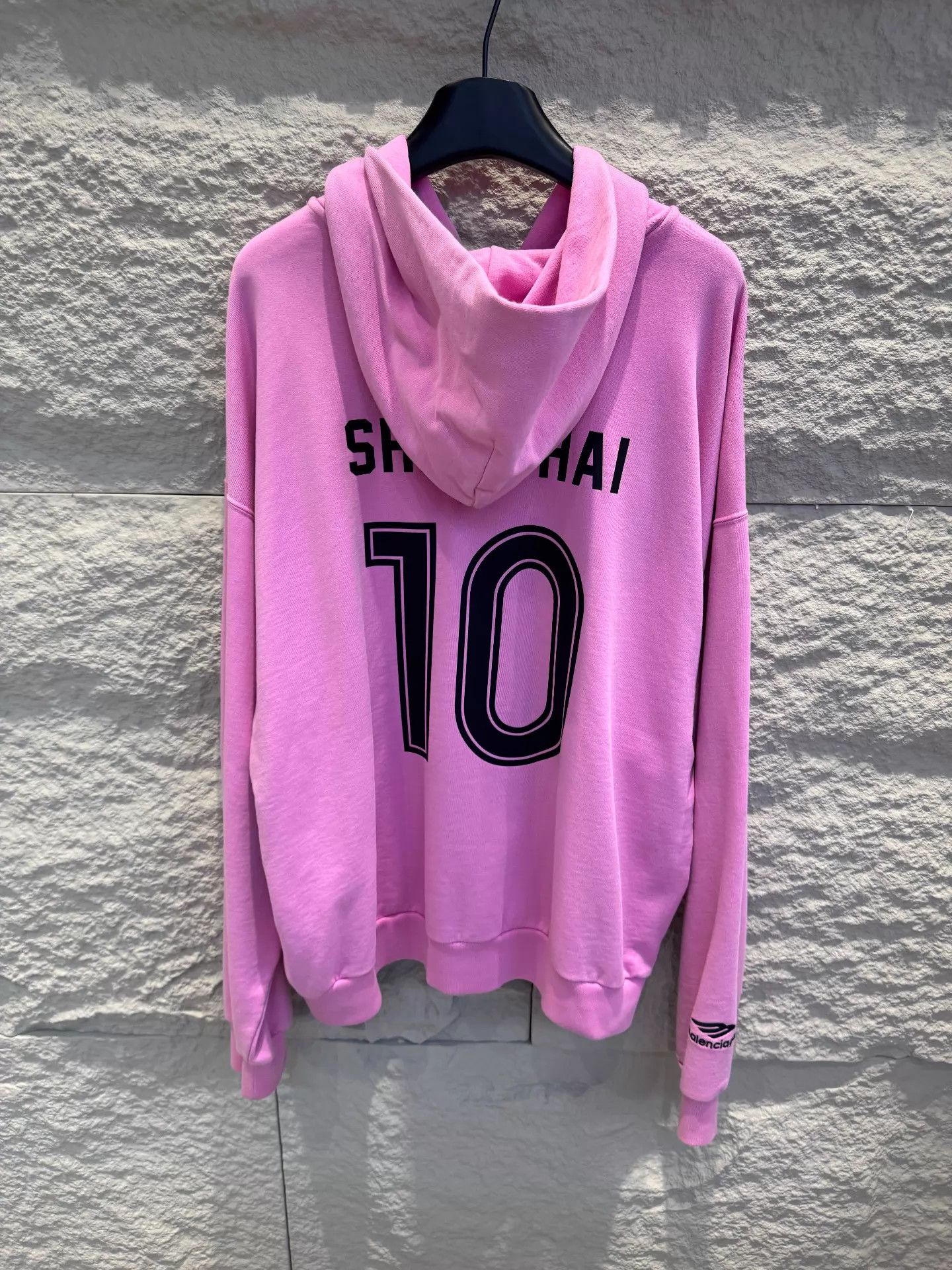 Balenciaga Balenciaga x Man Utd Pink Zip Hoodie S Size S / US 4 / IT 40 - 5 Thumbnail