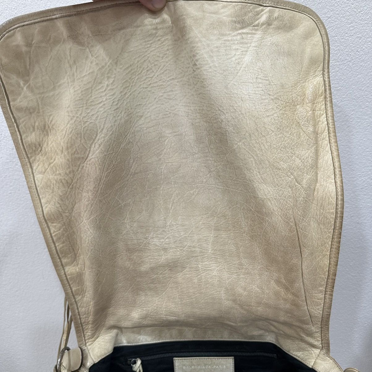 Balenciaga ‼️LASTDROP‼️ BALENCIAGA THE DAY LEATHER SHOULDER BAG Size ONE SIZE - 17 Thumbnail