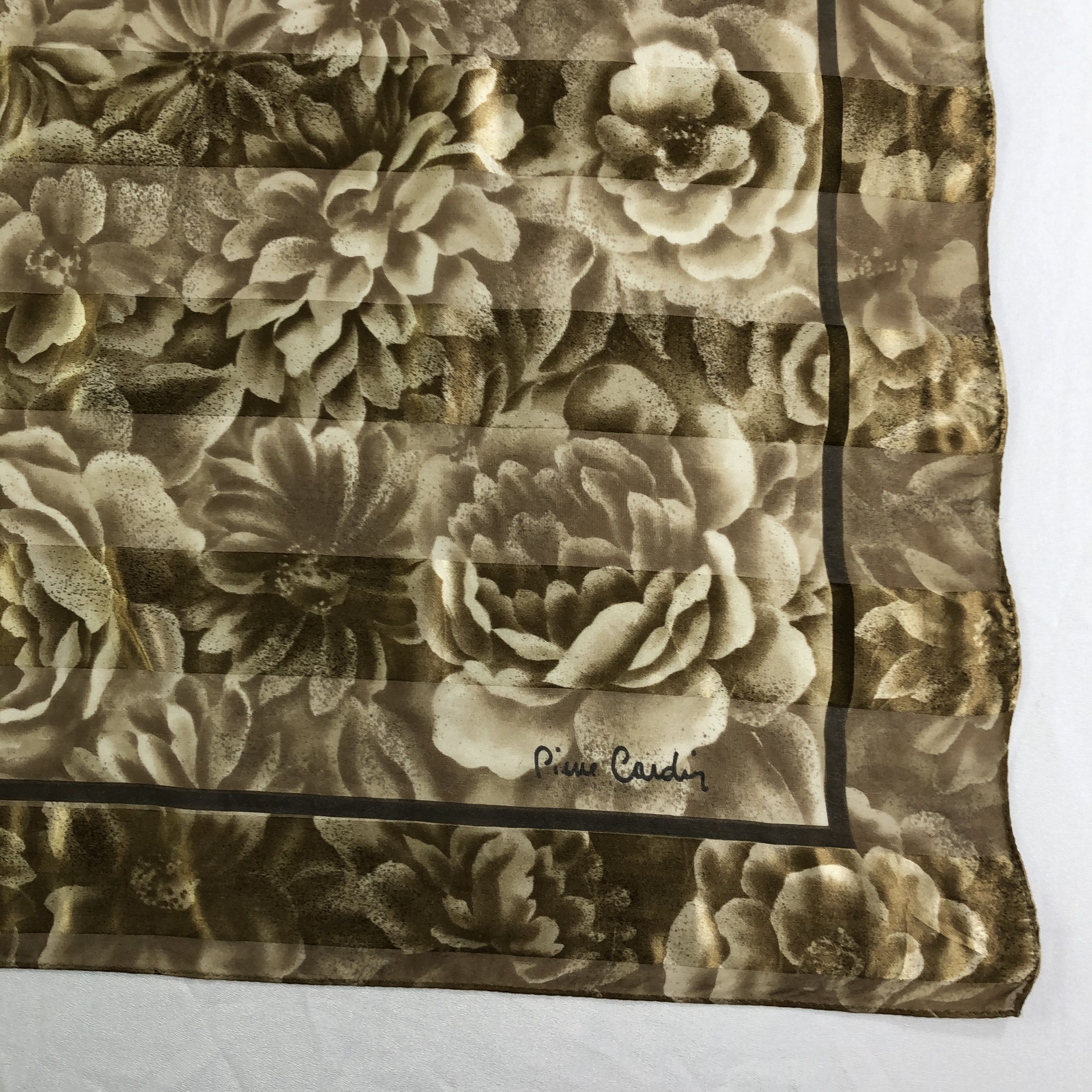 Pierre Cardin × Vintage Vintage Pierre Cardin Silk Scarf Size ONE SIZE - 3 Thumbnail