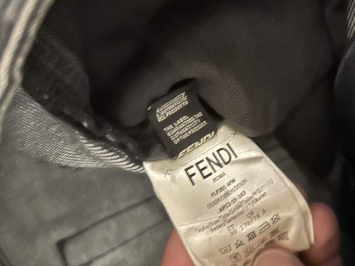 Fendi Fendi smiley denim Size US 30 / EU 46 - 7 Thumbnail