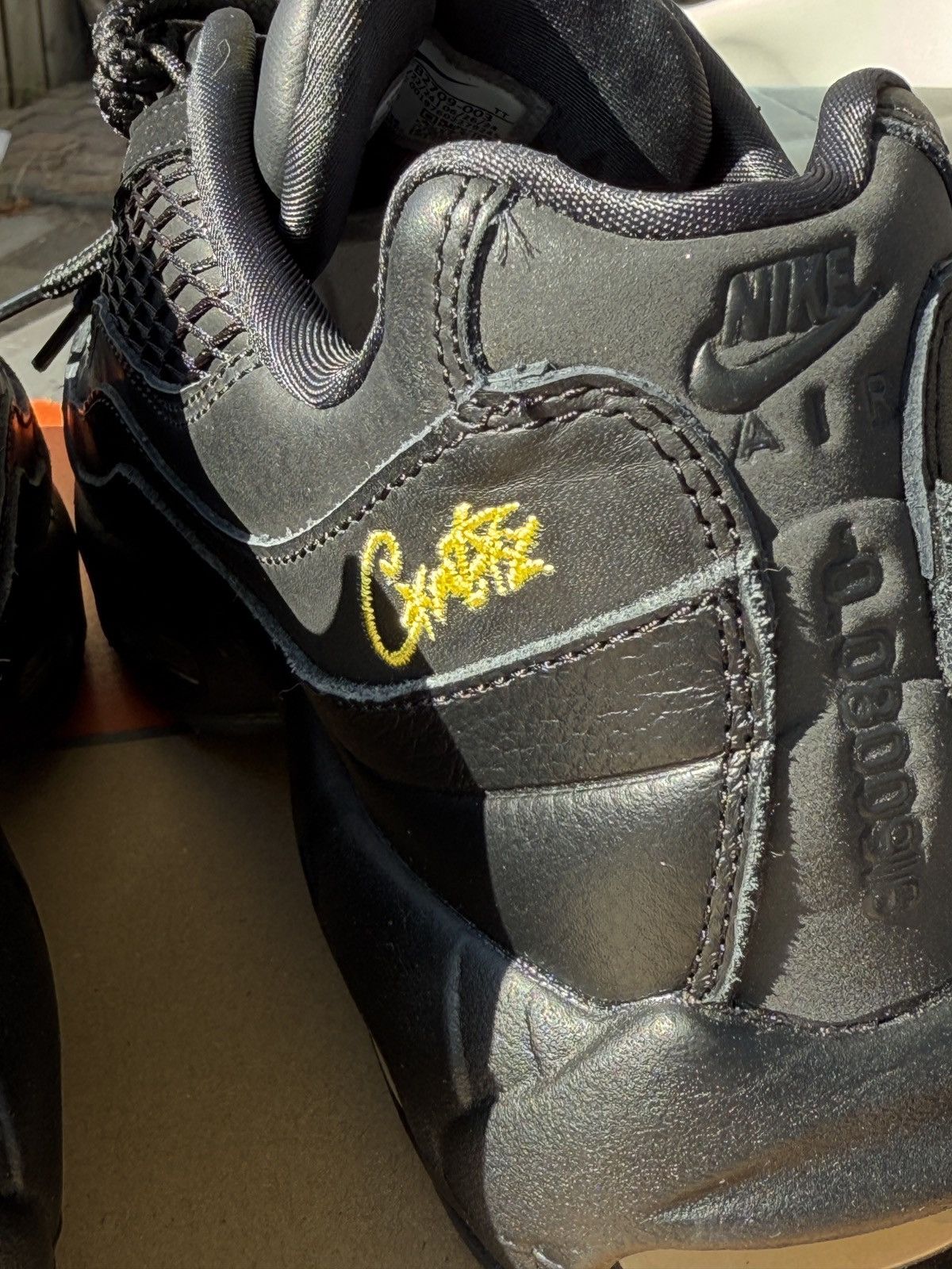 Corteiz × Nike Nike x Cortiez Air max 95 “ Honey Black “ Size US 9 / EU 42 - 6 Thumbnail