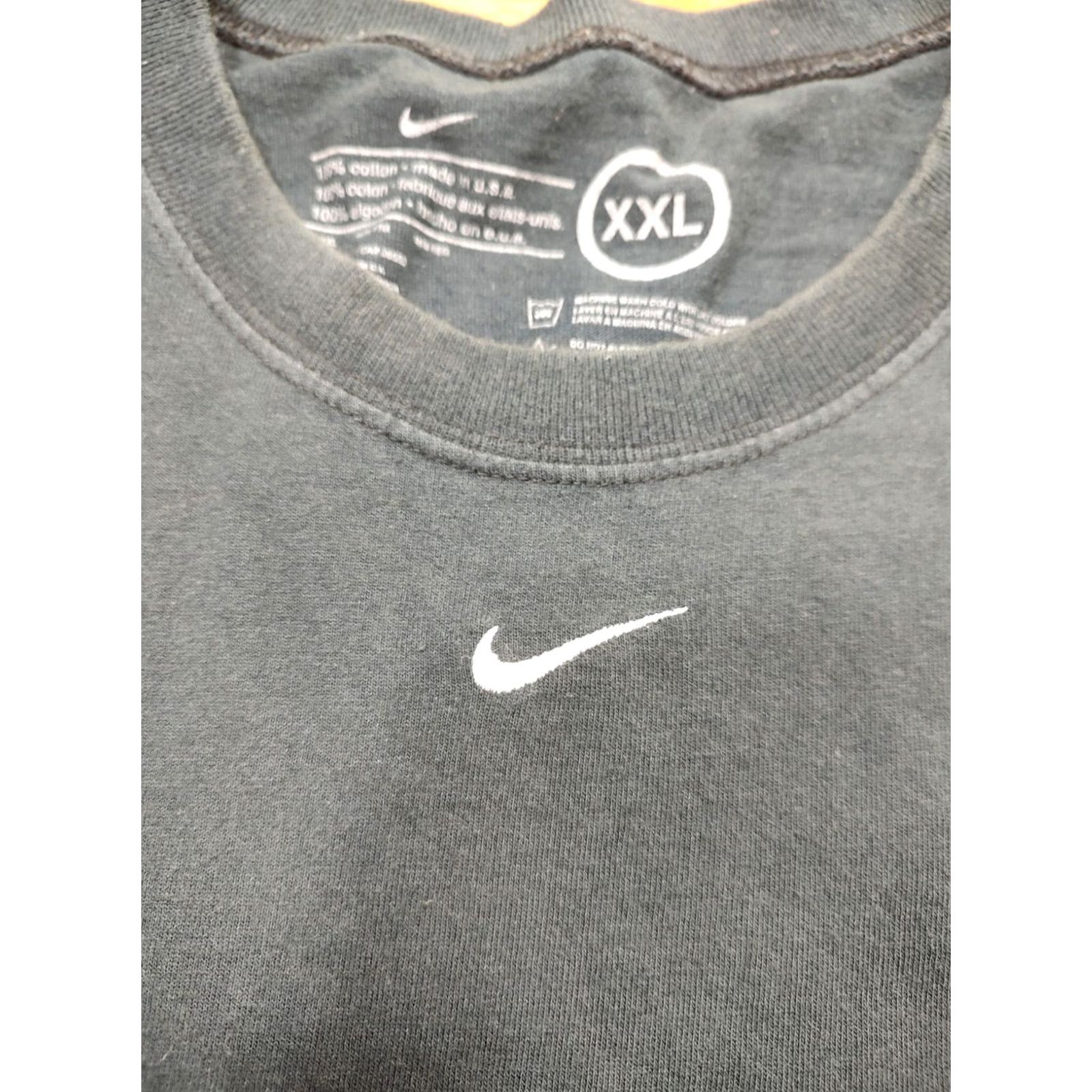 Nike VINTAGE Nike Basketball Center Swoosh BIG Back Logo Sleeveless T-Shirt Mens 2XL Black Nike Shirt 90s USA Sports Graphic Print Size US XXL / EU 58 / 5 - 3 Thumbnail