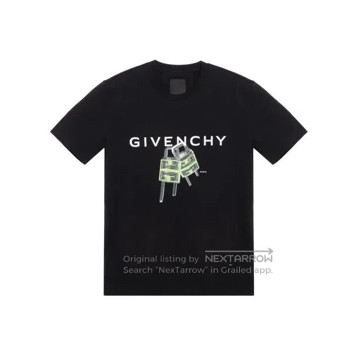 Givenchy Givenchy SS23 Mother Pattern Print Short Sleeve T. Size US XXL / EU 58 / 5 - 1 Thumbnail