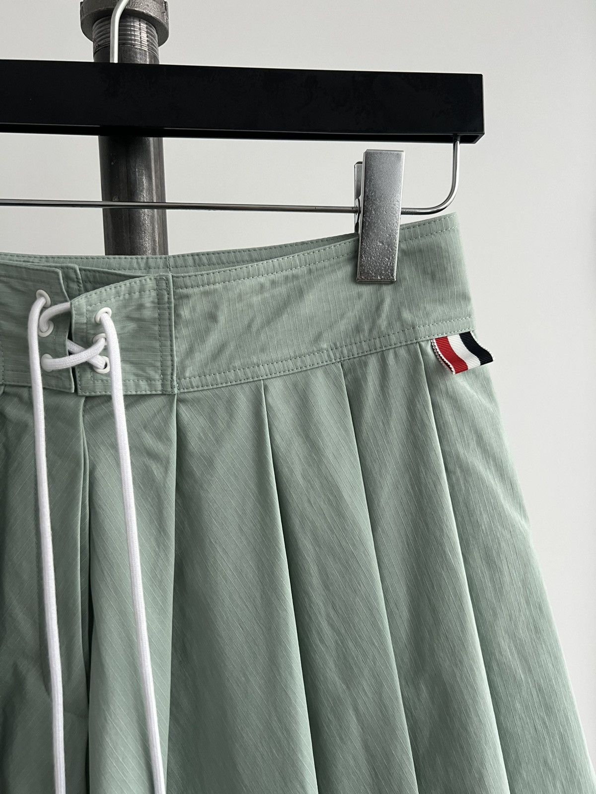 Thom Browne Teal Ripstop Pleated Skirt Size 27" / US 4 / IT 40 - 3 Thumbnail