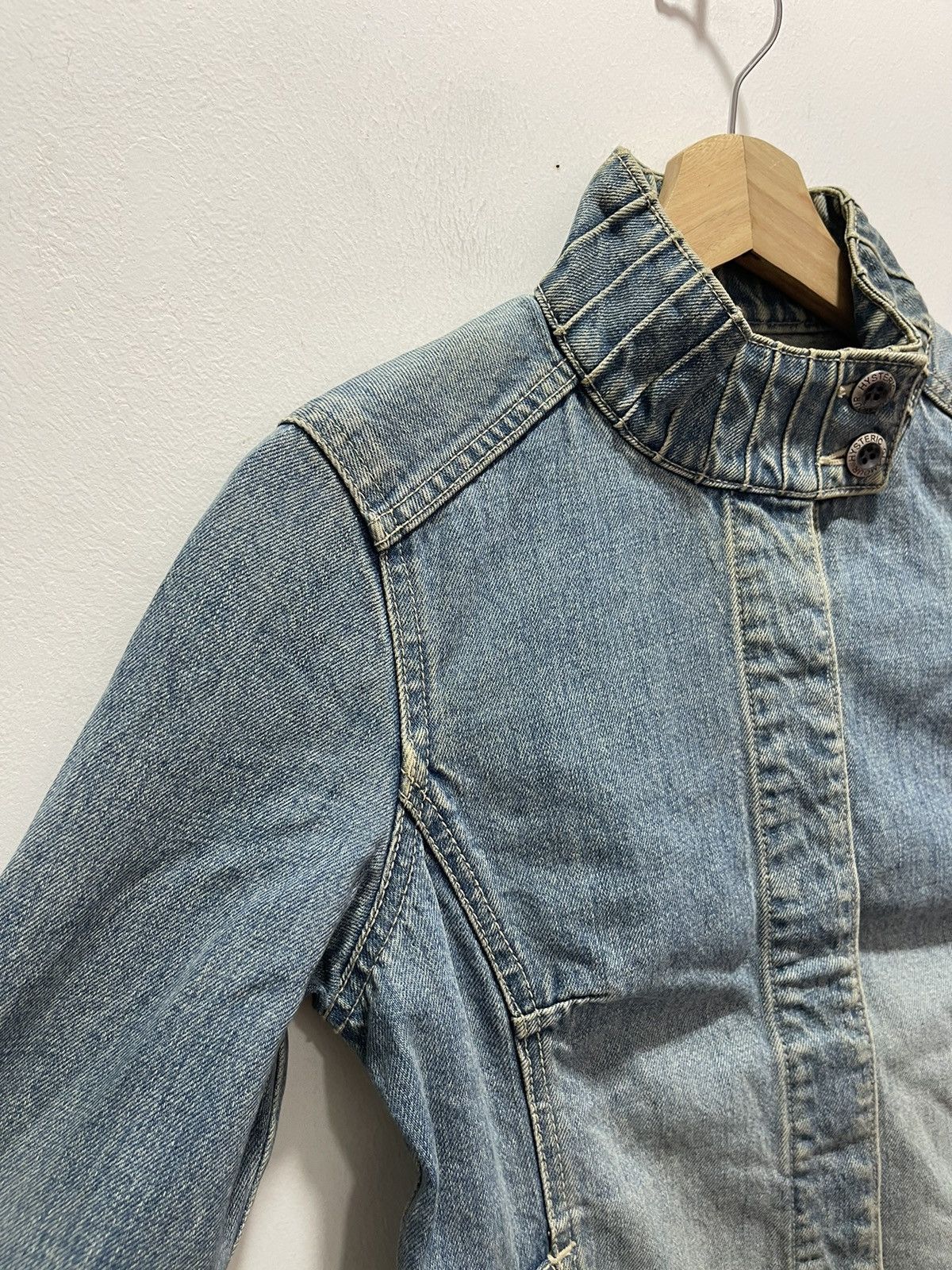 Hysteric Glamour VINTAGE HYSTERIC GLAMOUR UNDERGROUND DISTRESSED DENIM JACKET Size XS / US 0-2 / IT 36-38 - 5 Thumbnail