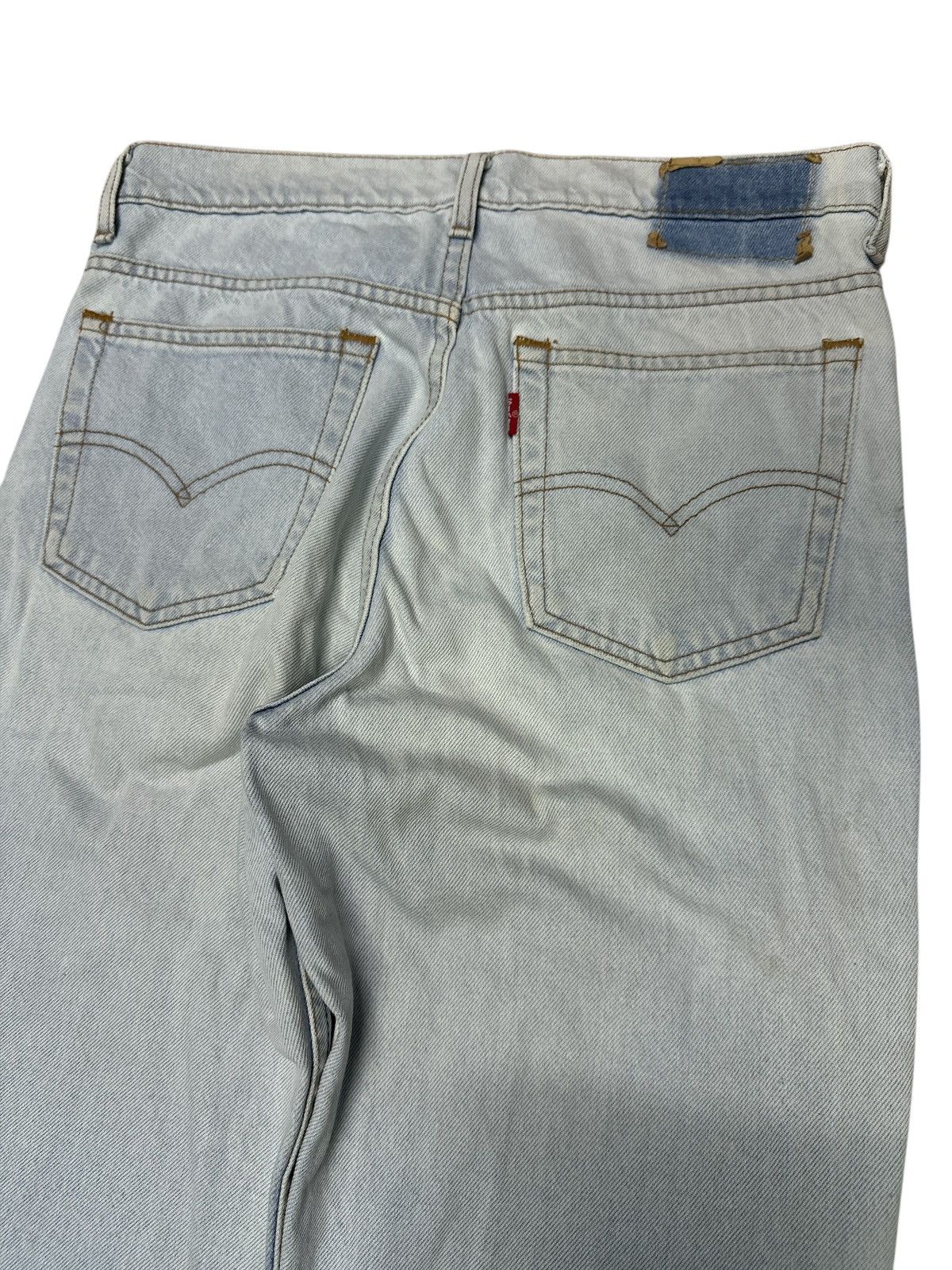 Levi's Vintage Y2k Levis Light Washed . Size US 30 / EU 46 - 3 Thumbnail