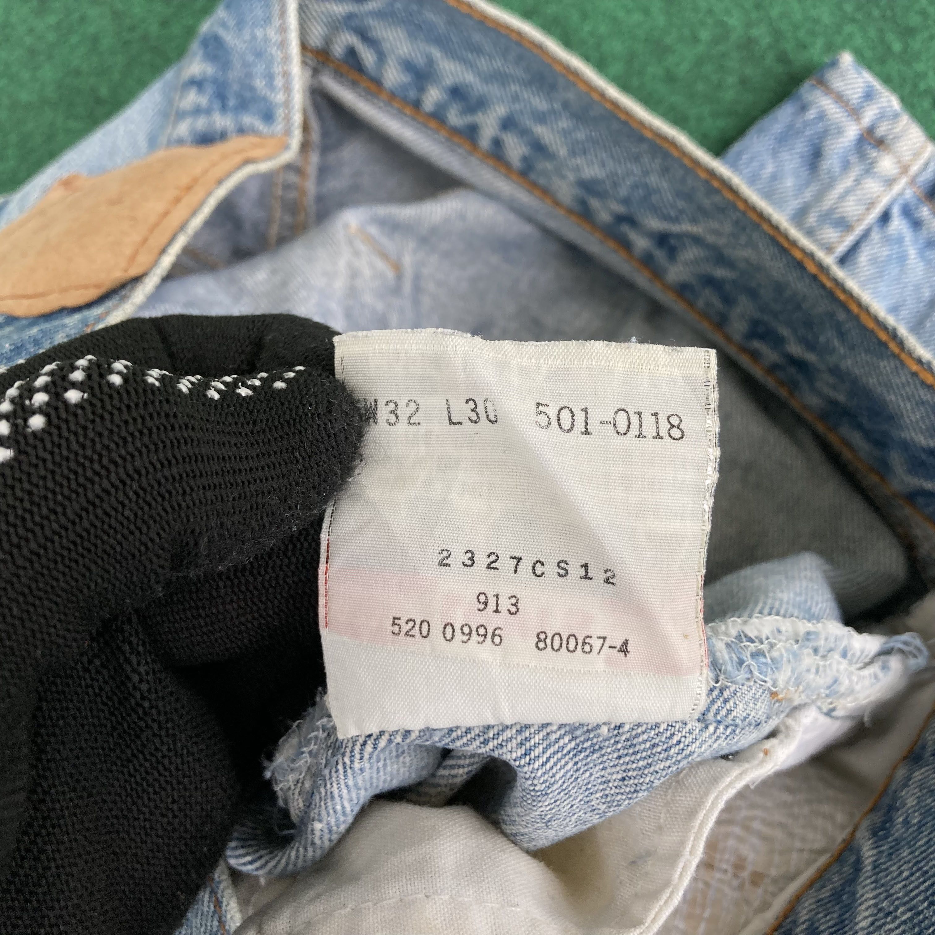 Levi's × Vintage Vtg Levis 501 Distressed Ripped Light Blue Faded Sz 31 Jeans Size US 31 - 5 Thumbnail