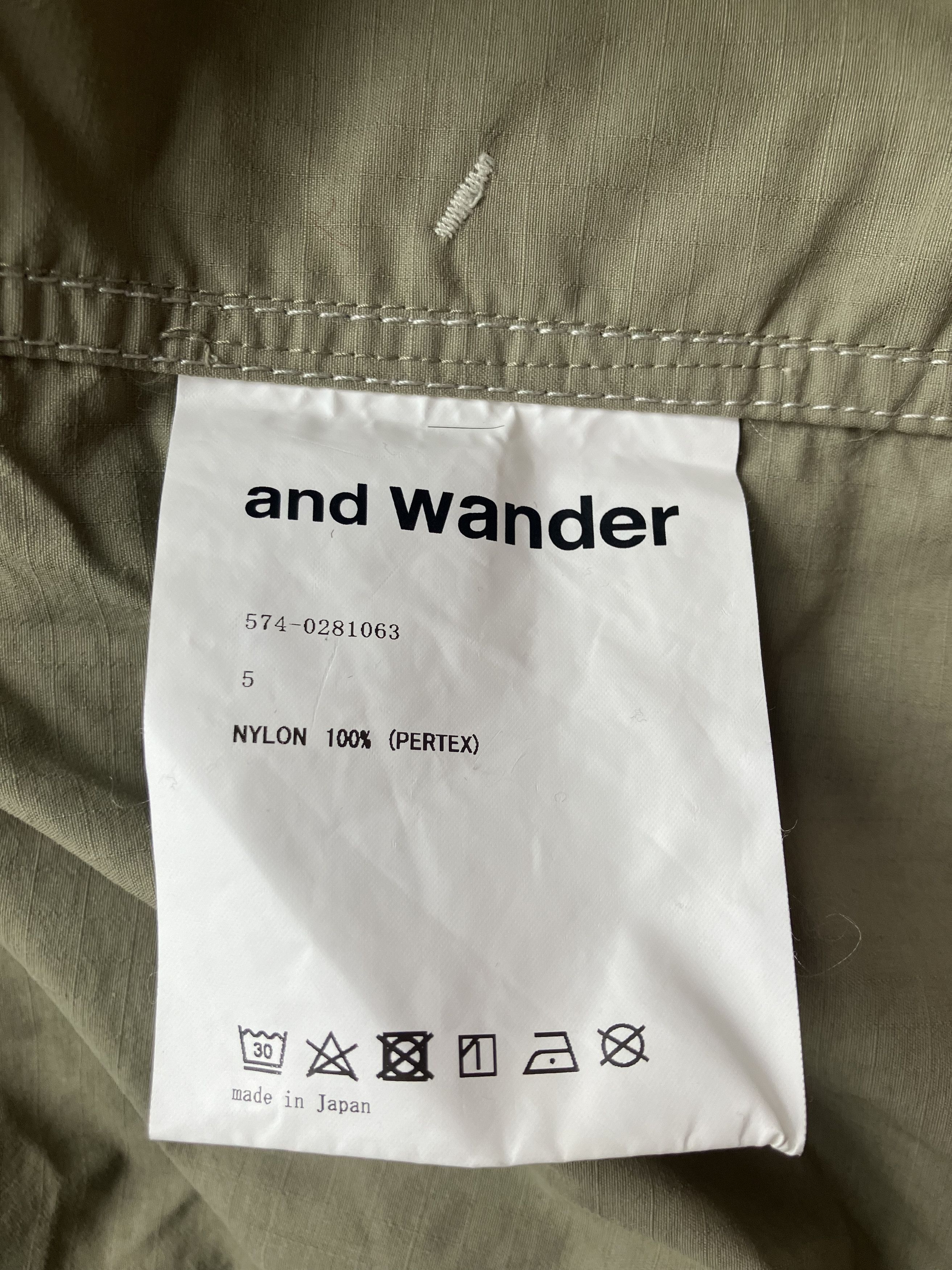 And Wander And Wander Windbreaker/Rain Jacket Size US XL / EU 56 / 4 - 4 Thumbnail