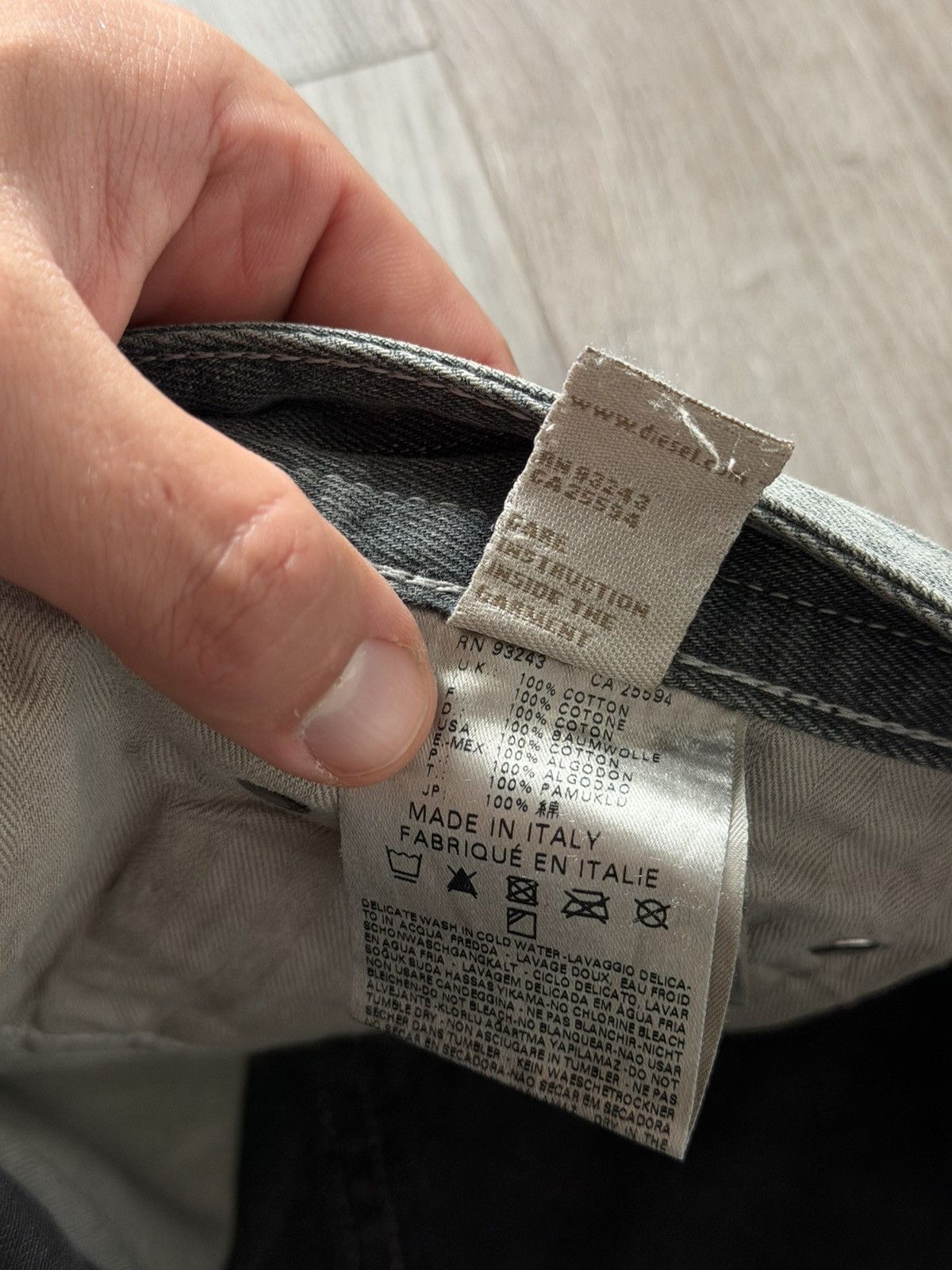 Diesel Vintage Diesel Industry DistressedDenim Thavar Selvage Jeans Size US 32 / EU 48 - 13 Thumbnail