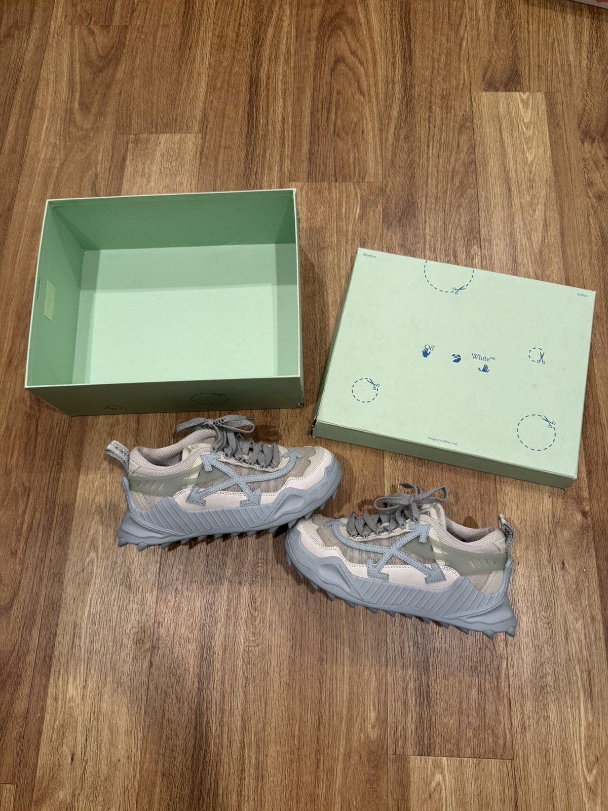 Off-White Off-White Odsy-1000 Beige Grey Size US 9 / IT 39 - 1 Thumbnail