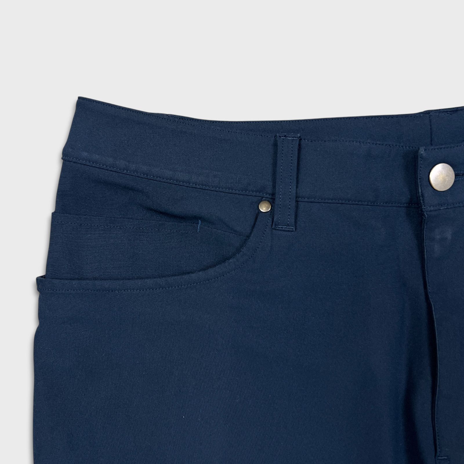 Lululemon Lululemon ABC Pant Slim Warpstreme 32x36 Casual Trousers Size US 36 / EU 52 - 3 Thumbnail