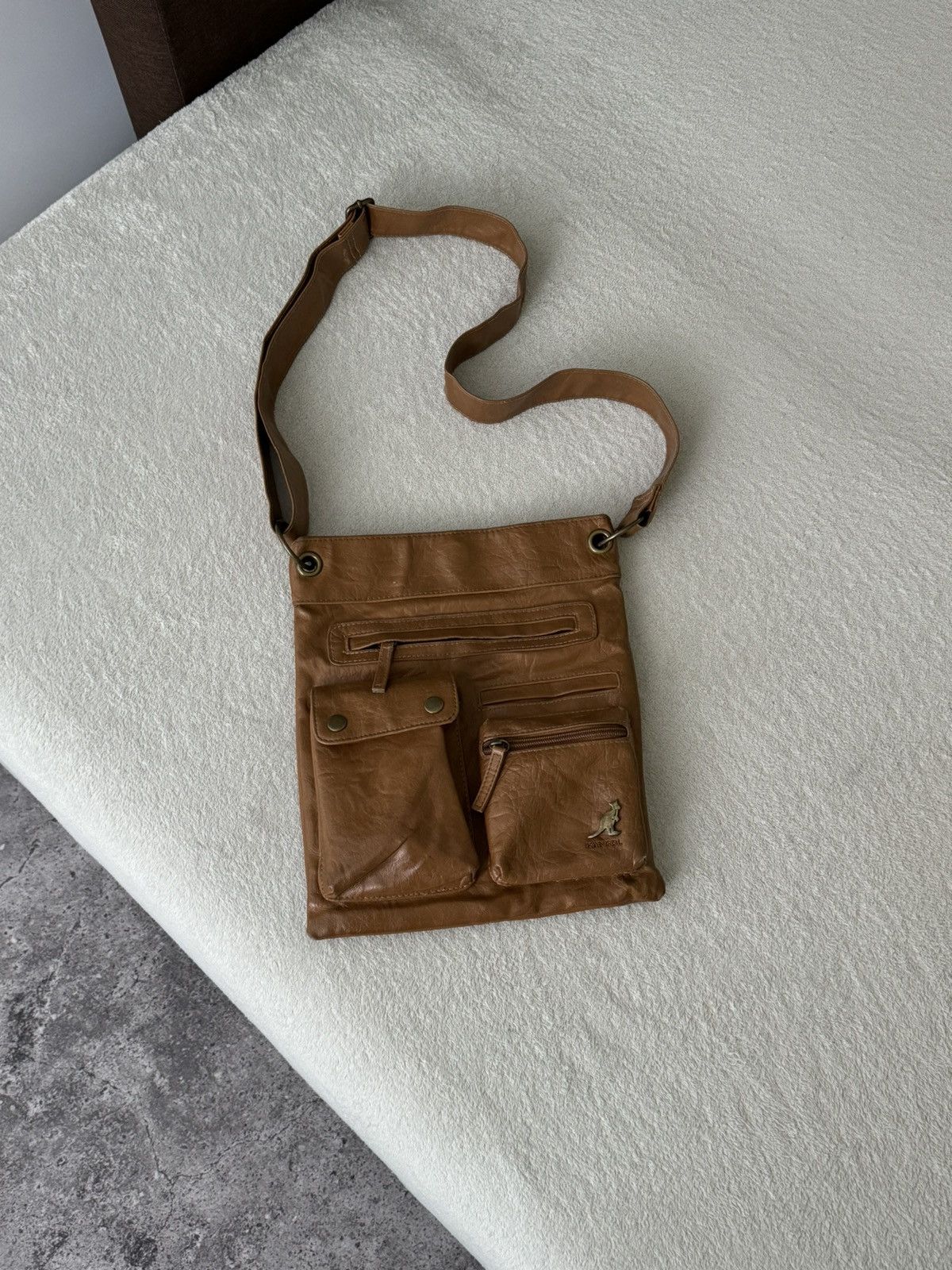 Kangol Vintage Kangol leather crossbody messenger bag Size ONE SIZE - 1 Thumbnail