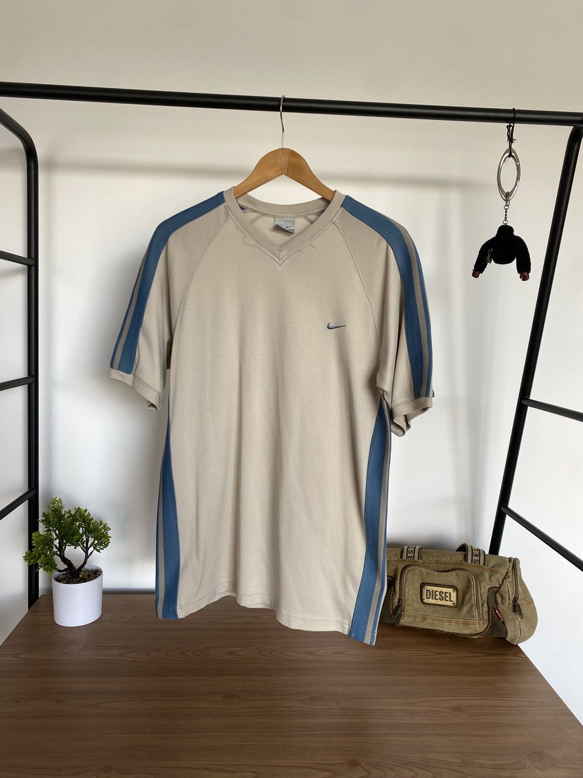Nike × Vintage Vintage 90s Nike t-shirt beige Size US M / EU 48-50 / 2 - 1 Thumbnail