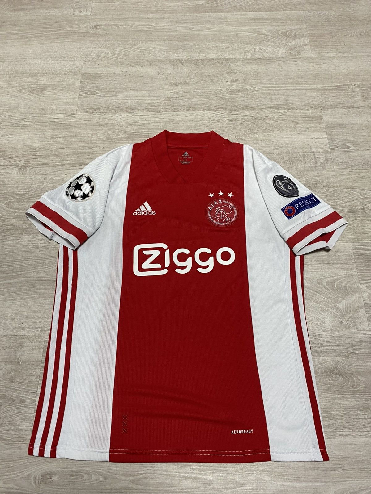 Adidas AJAX Amsterdam Adidas Jersey Patch Liga Champion size L Size US L / EU 52-54 / 3 - 1 Thumbnail