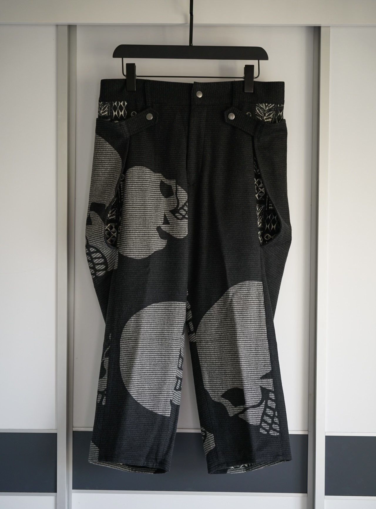 Yohji Yamamoto Yohji Yamamoto 14AW Skull Print Wide-Leg Pants Size US 33 - 1 Thumbnail