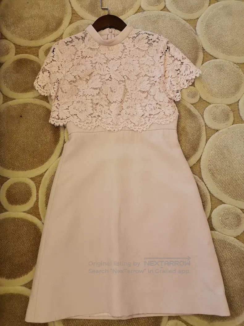 Valentino Valentino Lace dress Size S / US 4 / IT 40 - 2 Thumbnail